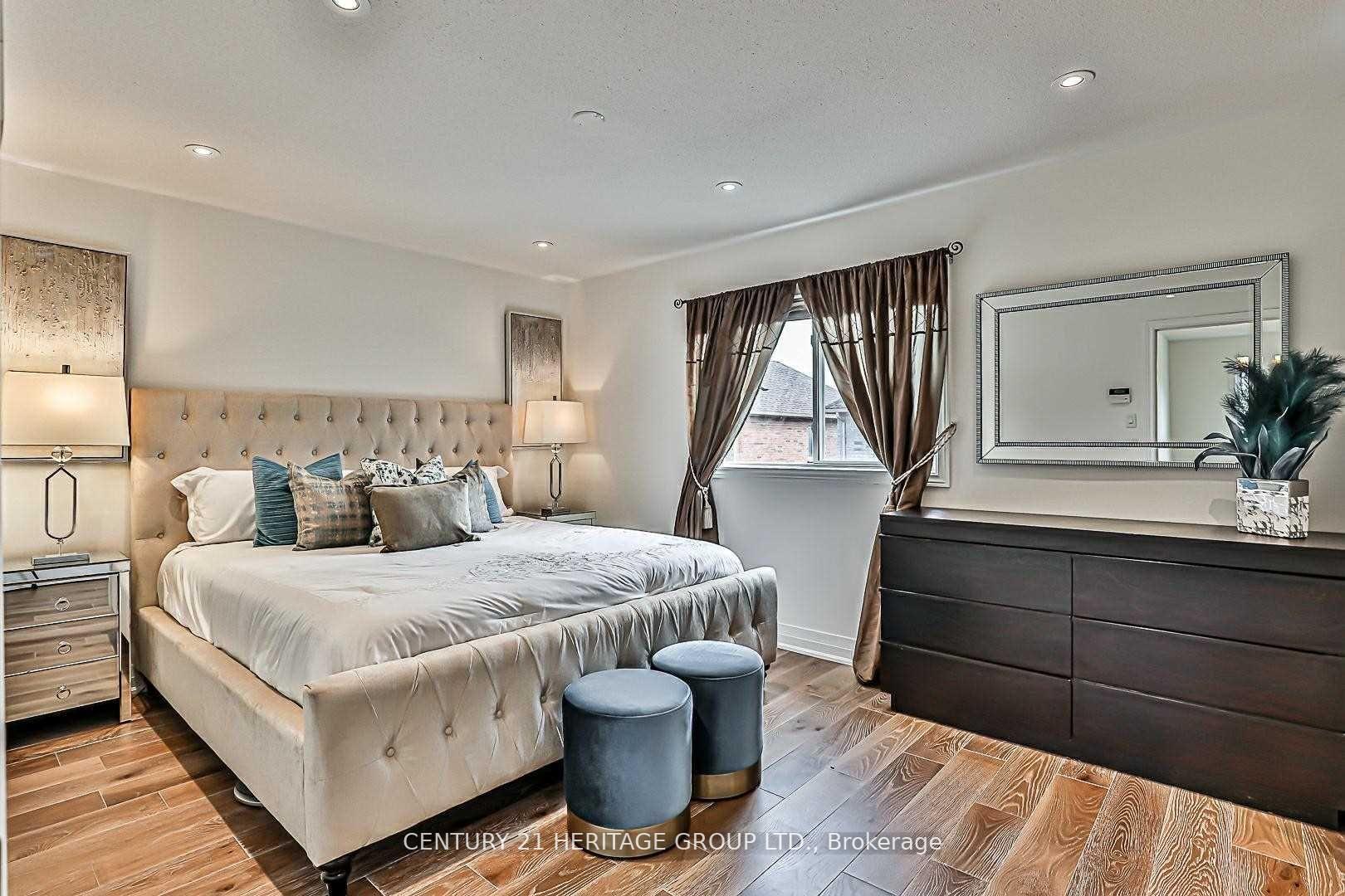 Photo 14 of 72 Sedgeway Heights, Vaughan, Vellore Village — HOMEH