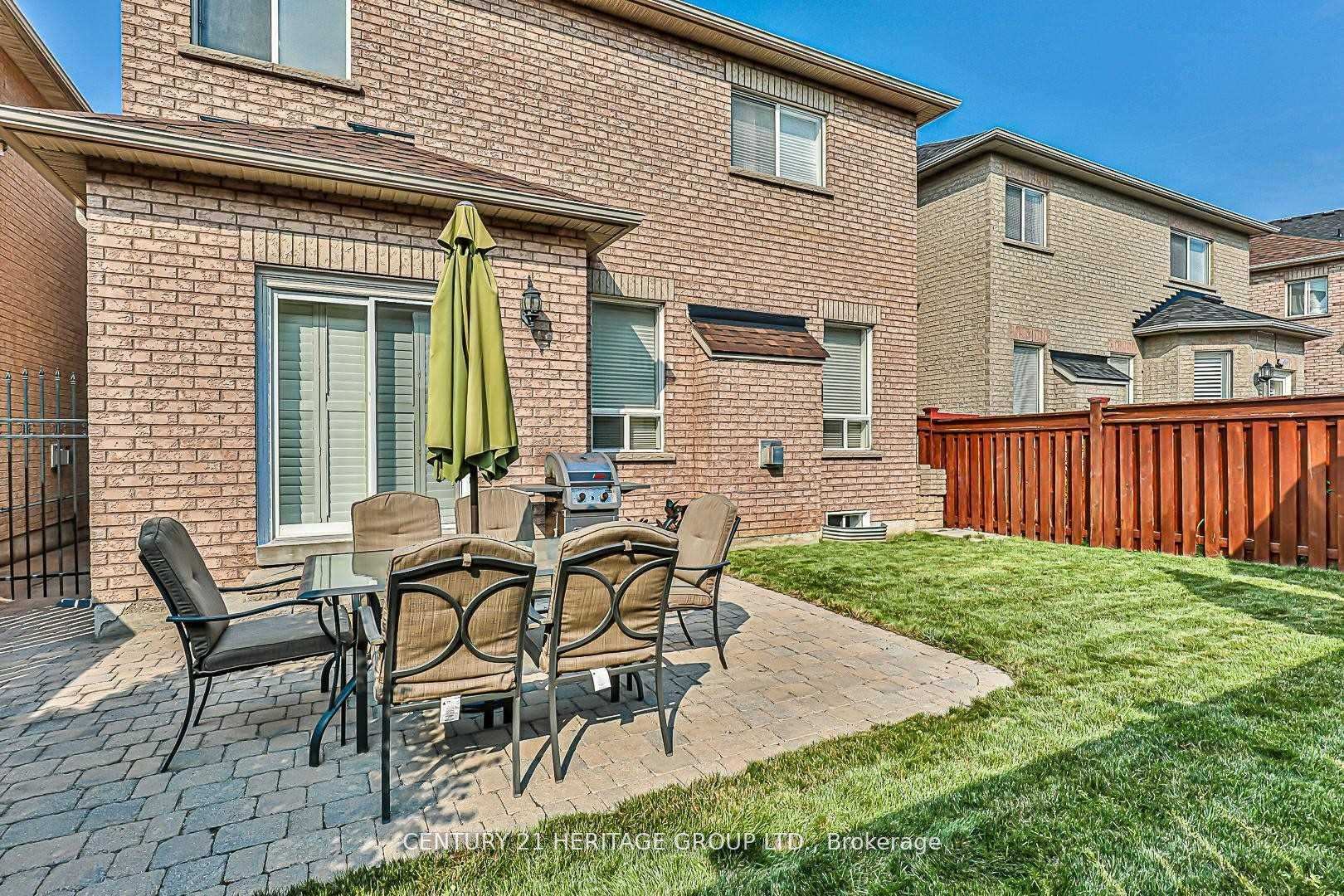 Photo 24 of 72 Sedgeway Heights, Vaughan, Vellore Village — HOMEH