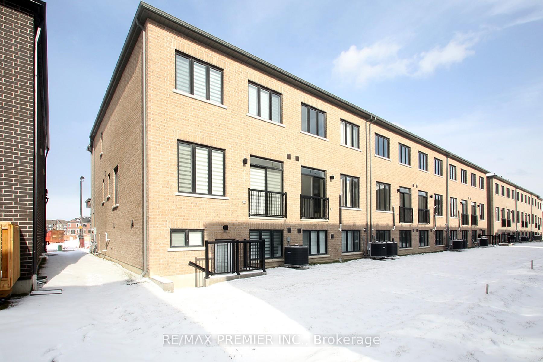 Photo 28 of 55 Kinloss Street, Vaughan, Kleinburg — HOMEH
