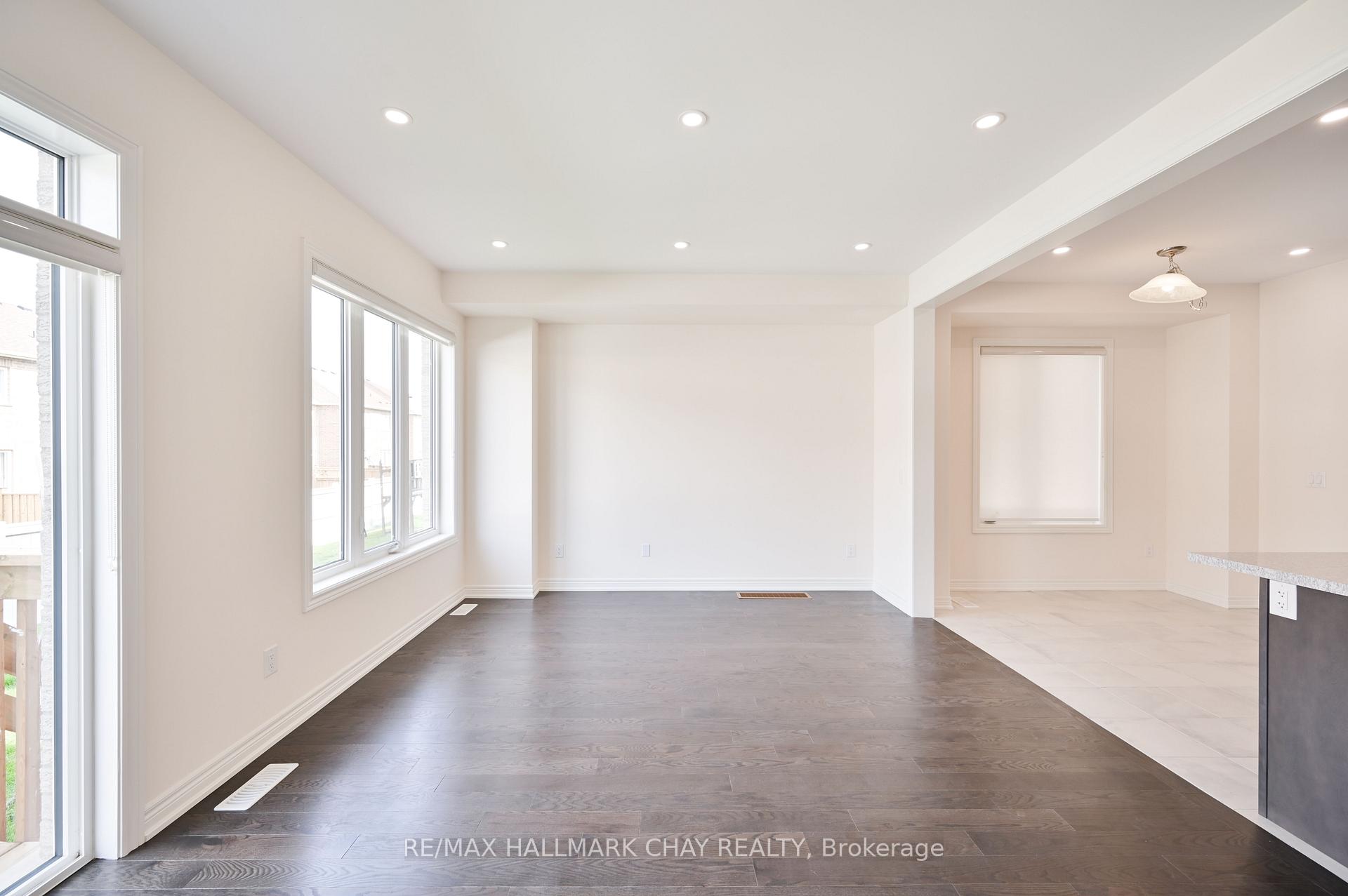 Photo 16 of 1063 Garner Road E, Hamilton, Meadowlands — HOMEH