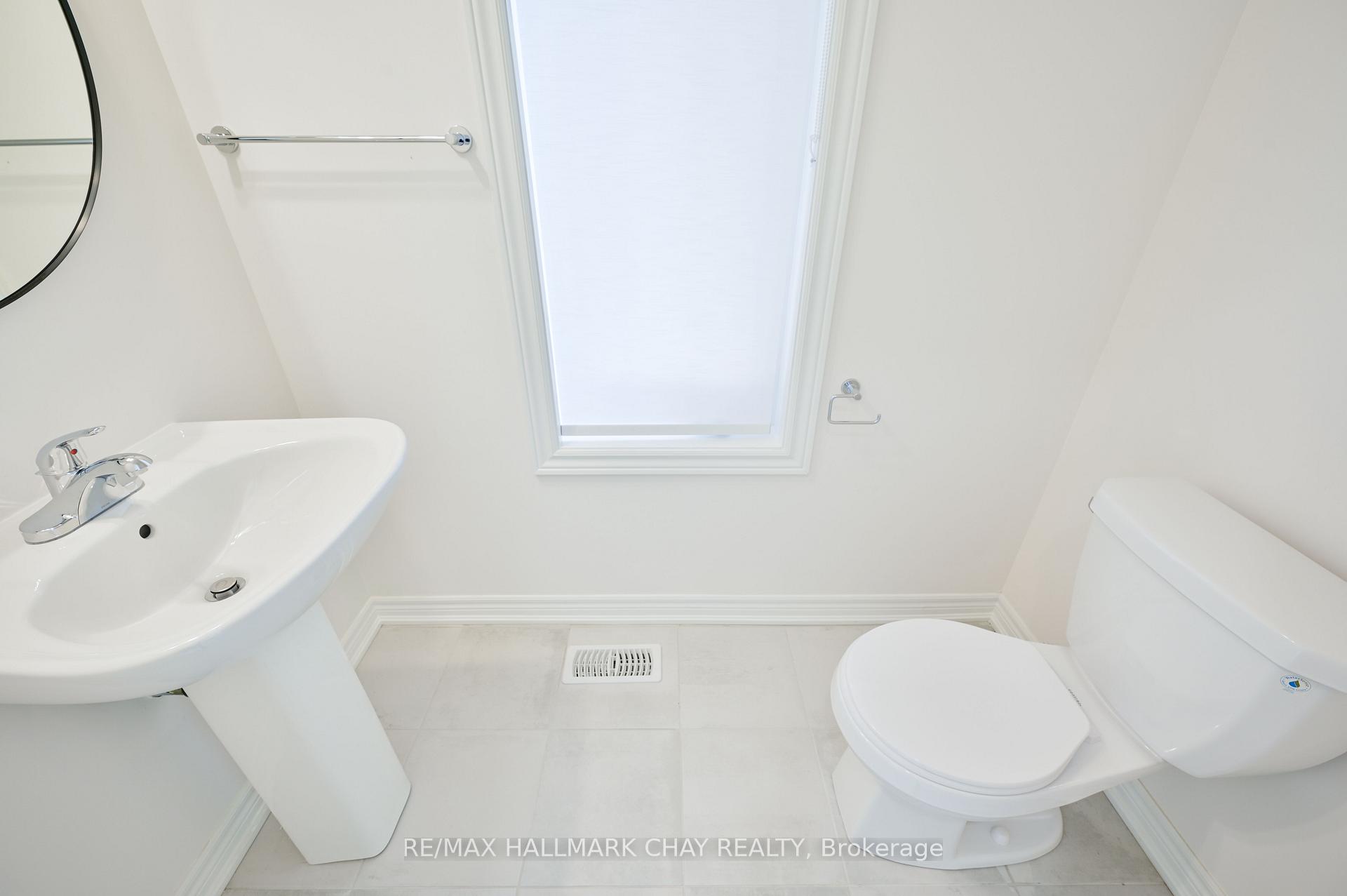 Photo 15 of 1063 Garner Road E, Hamilton, Meadowlands — HOMEH