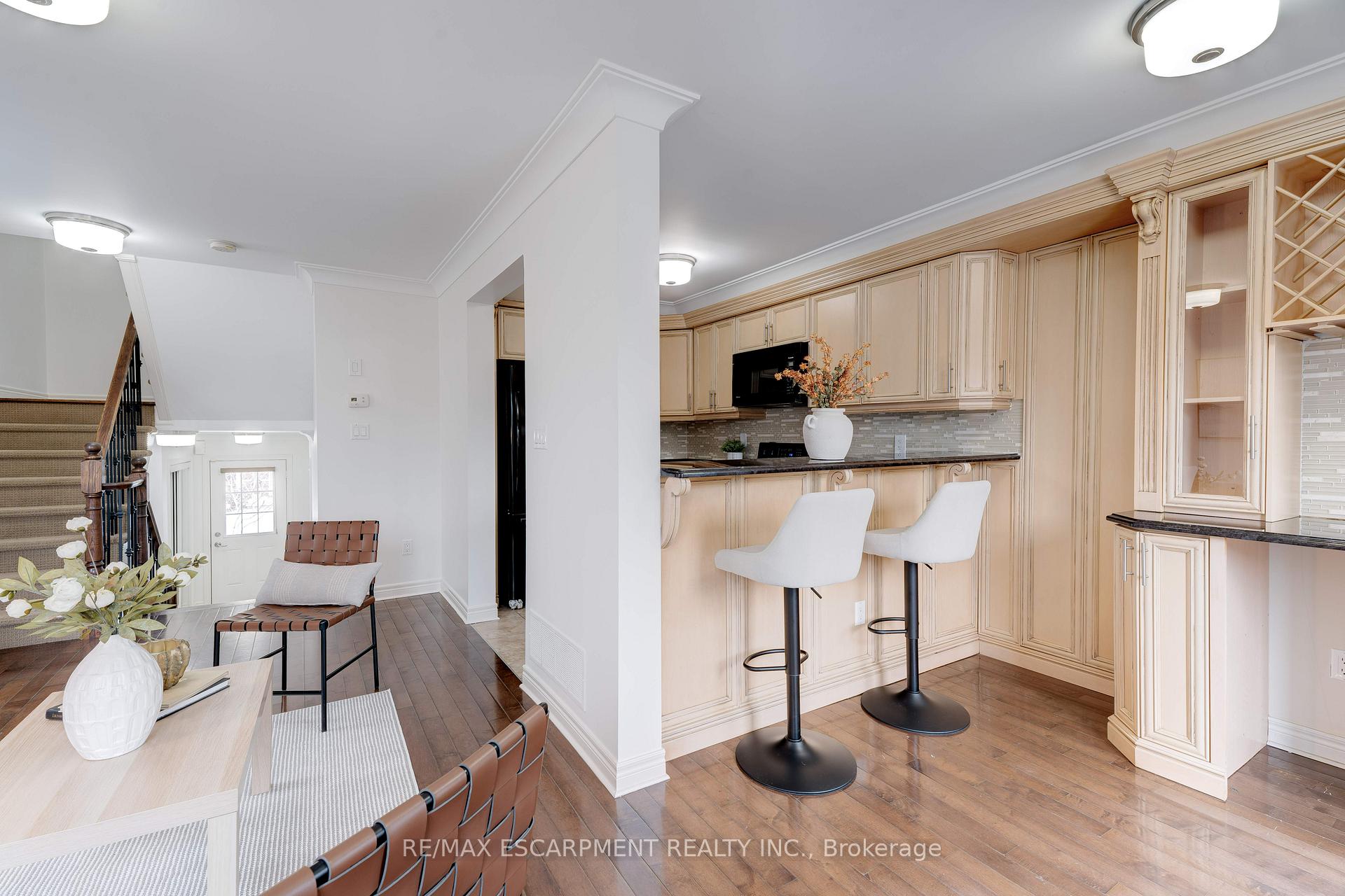 Photo 9 of Unit 5, 151 Green Road, Hamilton, Stoney Creek — HOMEH