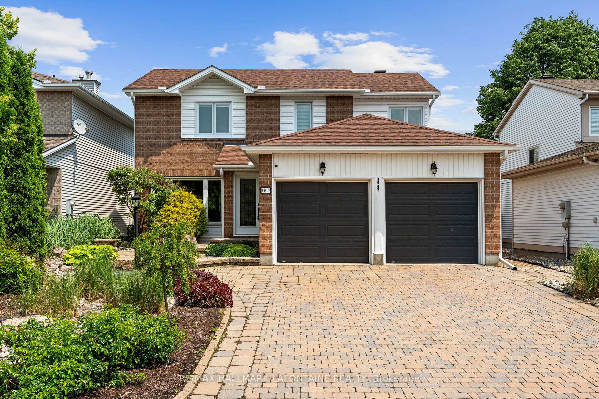 Front of 1947 Heatherwood Drive N