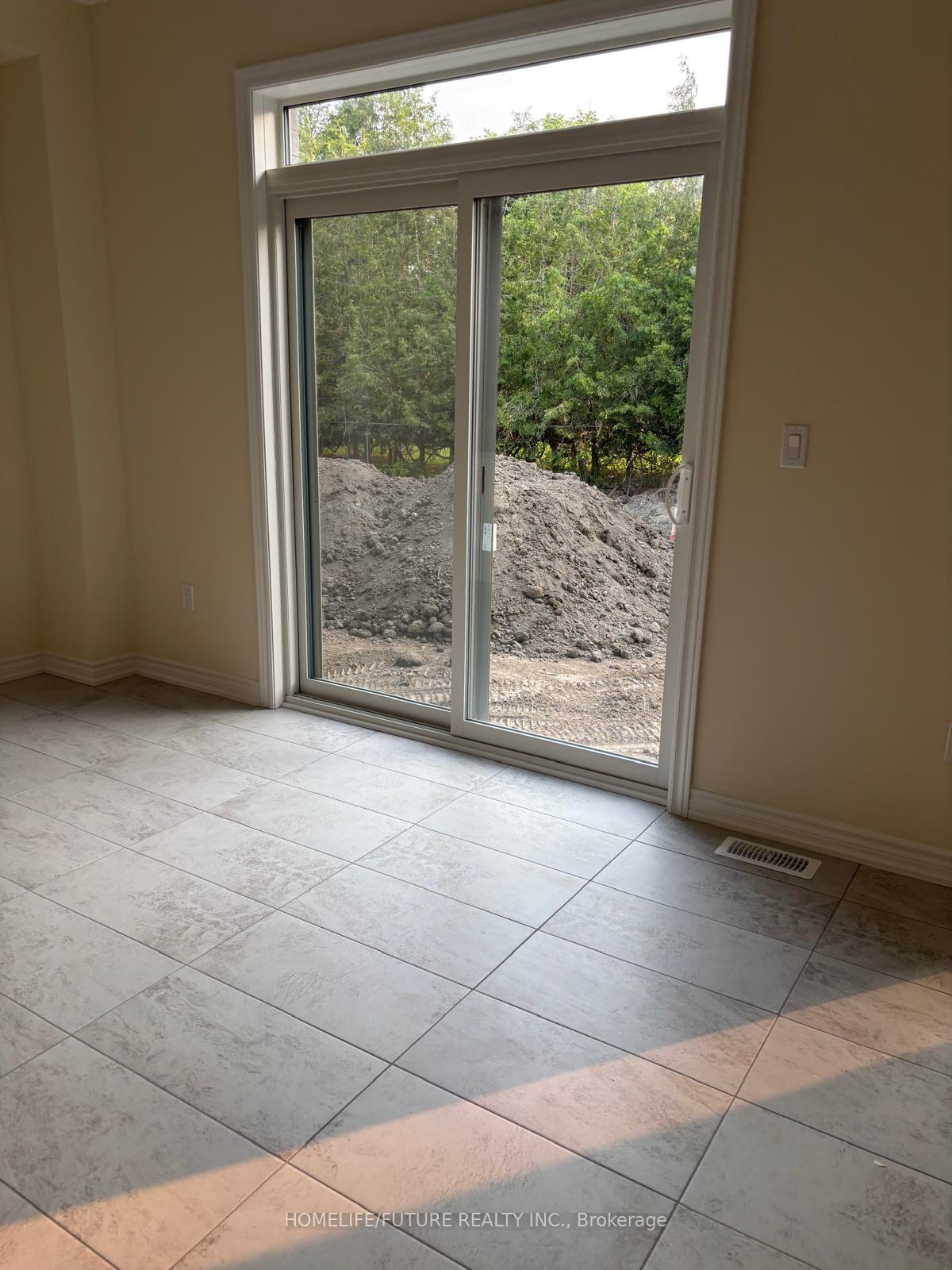 Photo 6 of 90 North Garden Boulevard, Scugog, Port Perry — HOMEH
