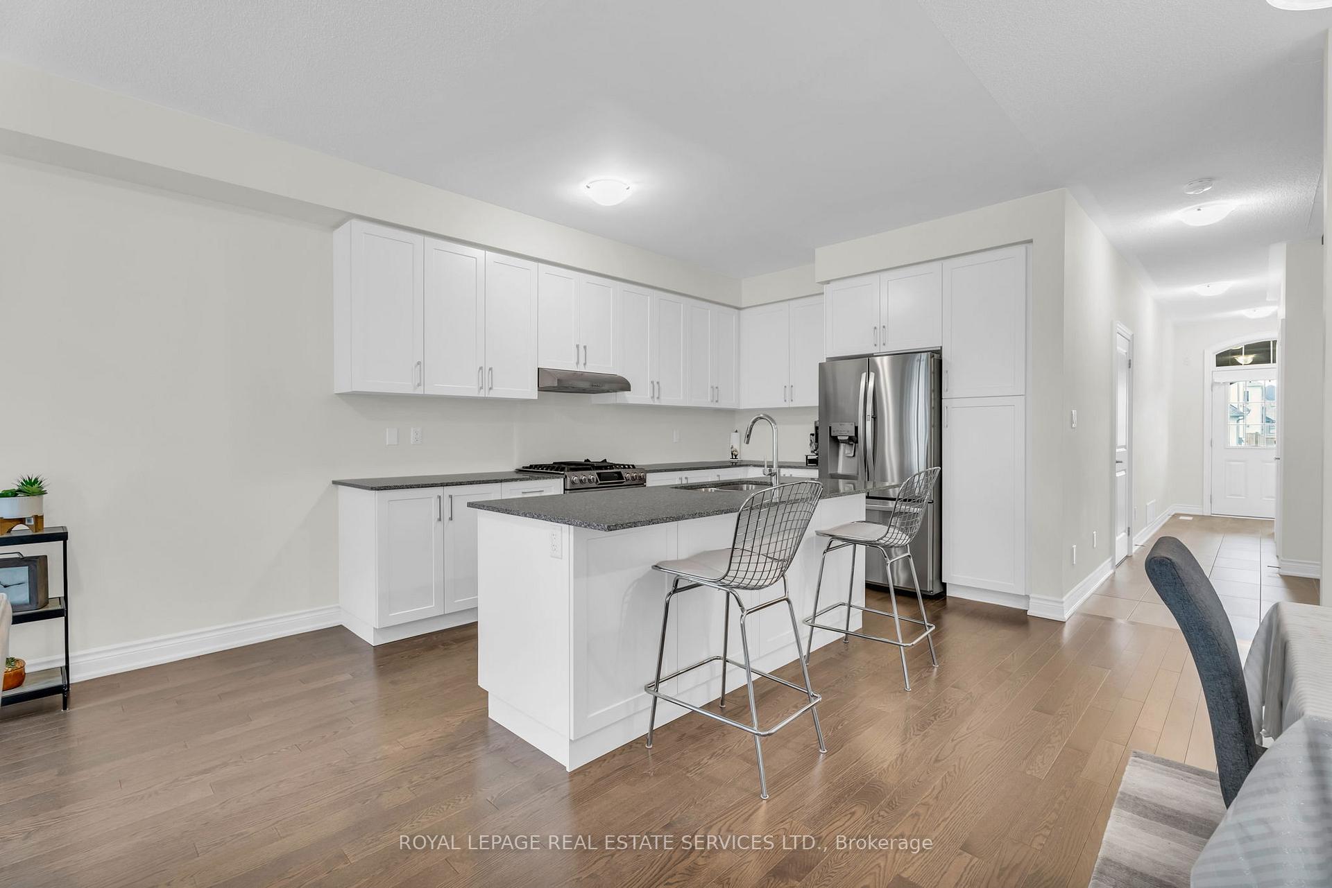 Photo 9 of Unit UPPER, 4 Hammerslea Court, Brampton, Bram West — HOMEH