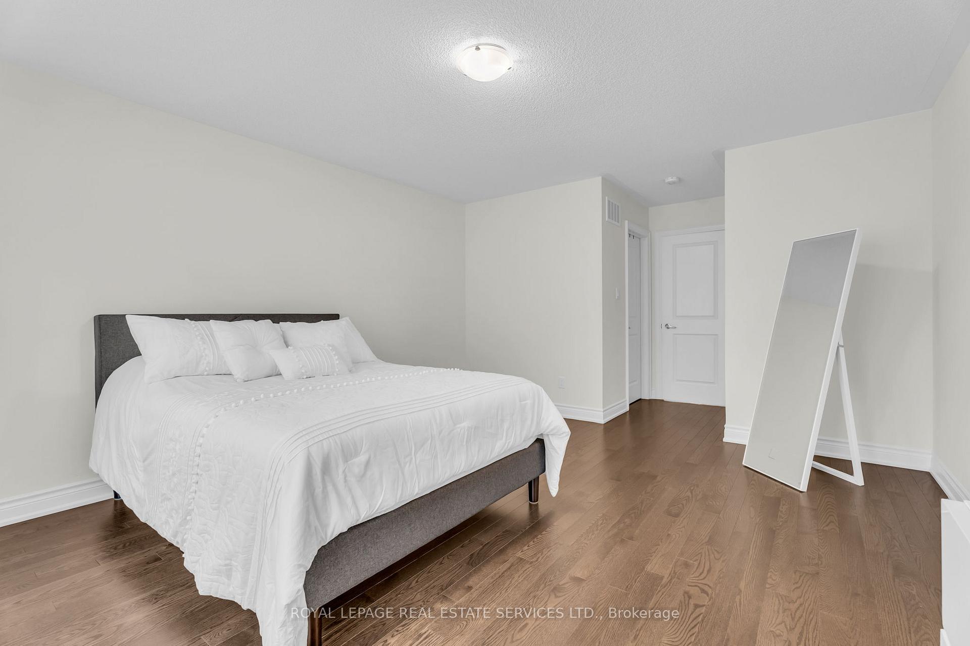Photo 20 of Unit UPPER, 4 Hammerslea Court, Brampton, Bram West — HOMEH