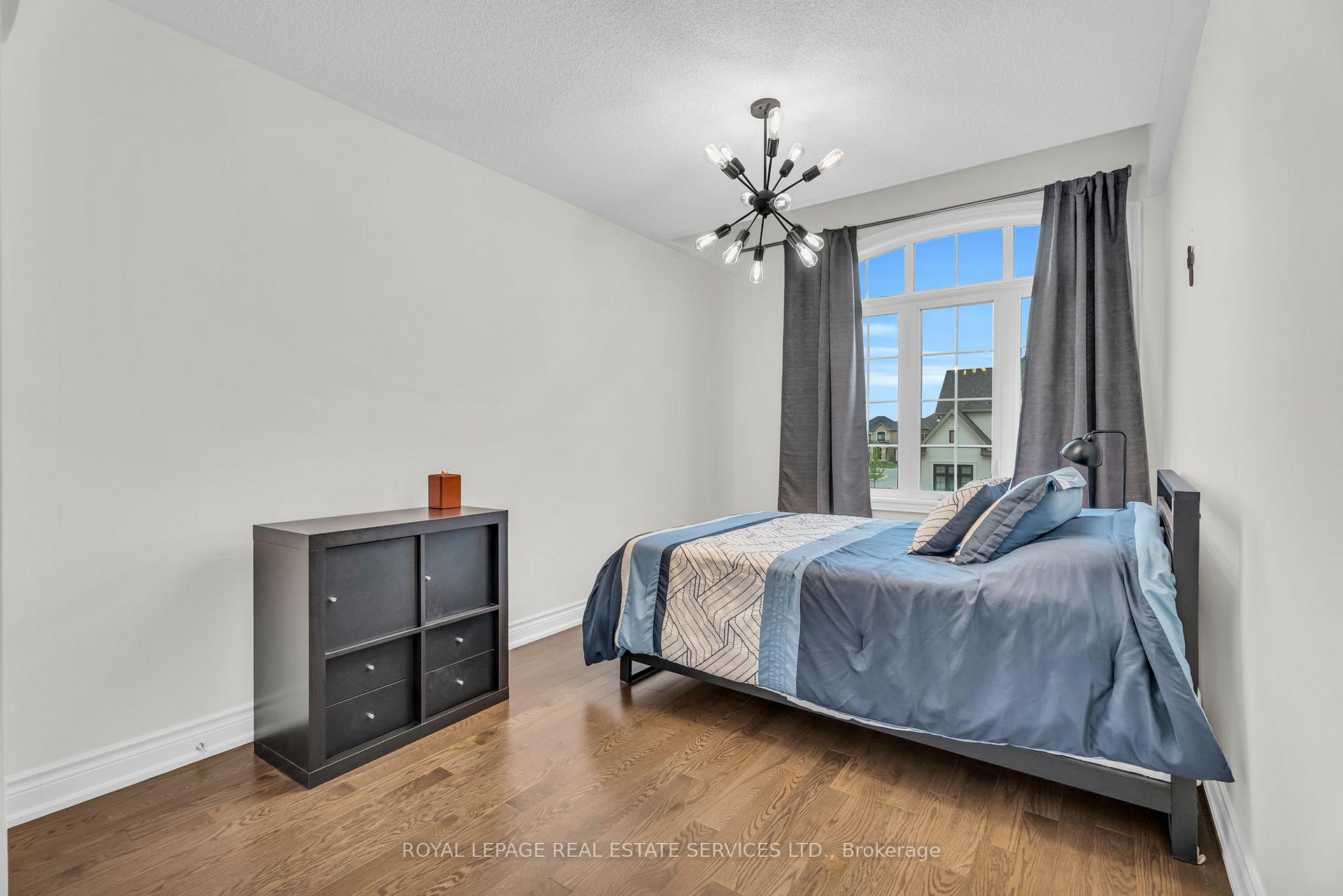 Photo 23 of Unit UPPER, 4 Hammerslea Court, Brampton, Bram West — HOMEH