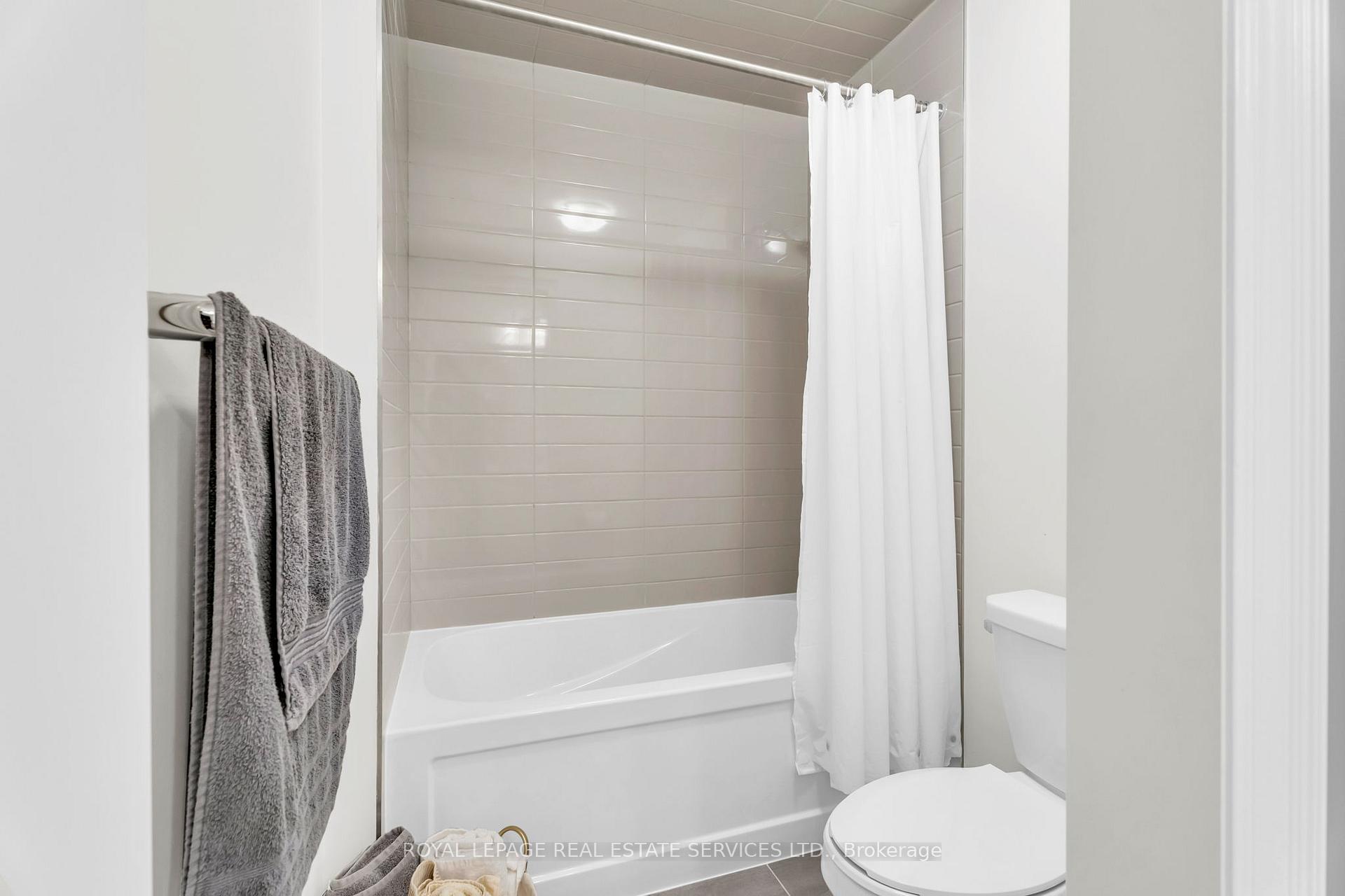 Photo 27 of Unit UPPER, 4 Hammerslea Court, Brampton, Bram West — HOMEH