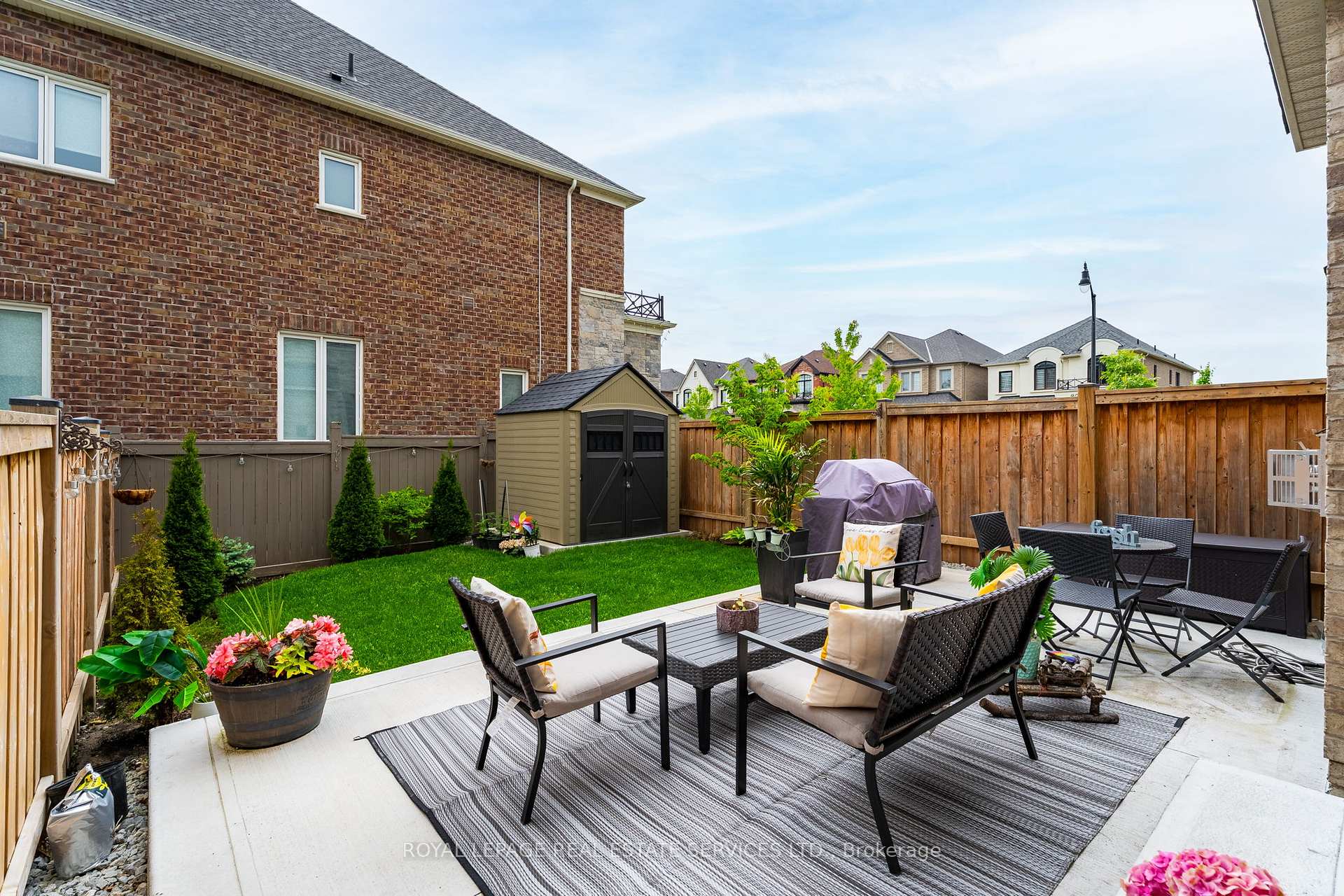 Photo 30 of Unit UPPER, 4 Hammerslea Court, Brampton, Bram West — HOMEH