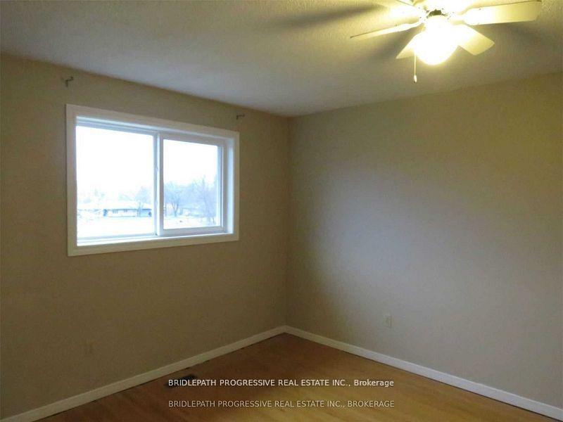 Photo 11 of 8 Heritage Road, Innisfil, Cookstown — HOMEH