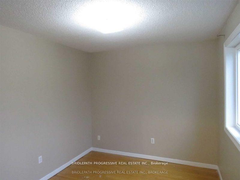 Photo 17 of 8 Heritage Road, Innisfil, Cookstown — HOMEH