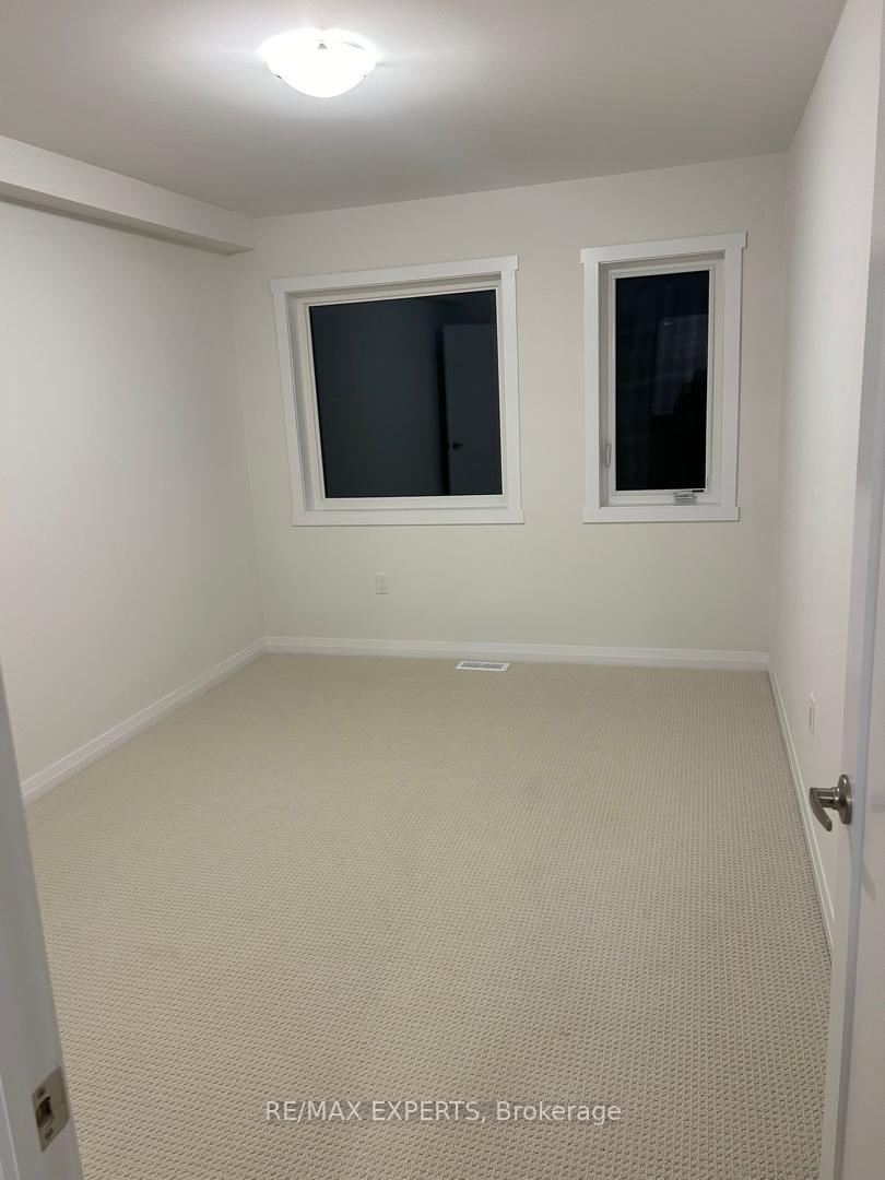 Photo 5 of 213 Lormont Boulevard, Hamilton, Stoney Creek Mountain — HOMEH