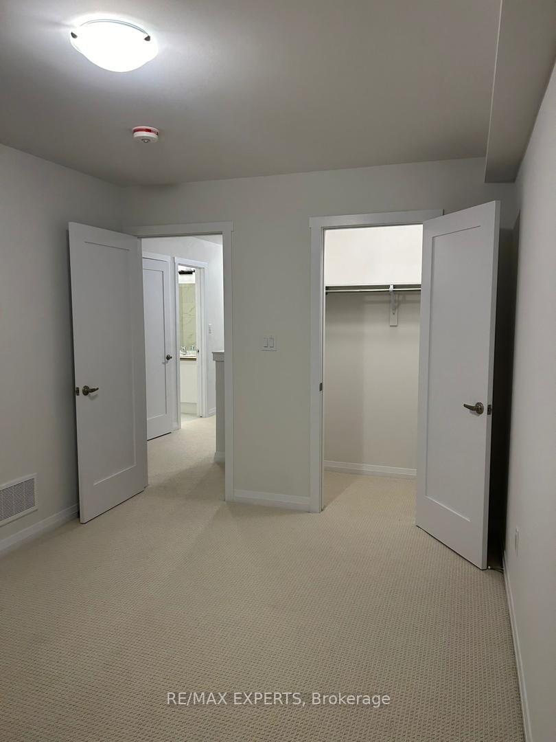 Photo 10 of 213 Lormont Boulevard, Hamilton, Stoney Creek Mountain — HOMEH