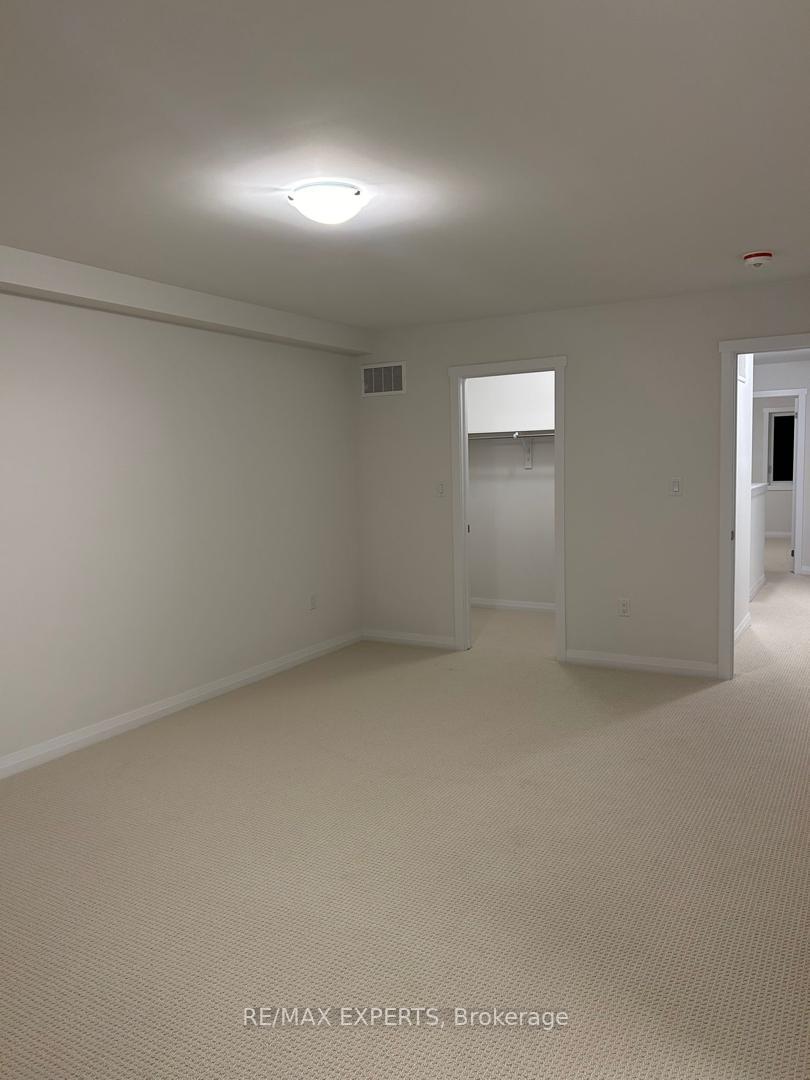 Photo 8 of 213 Lormont Boulevard, Hamilton, Stoney Creek Mountain — HOMEH