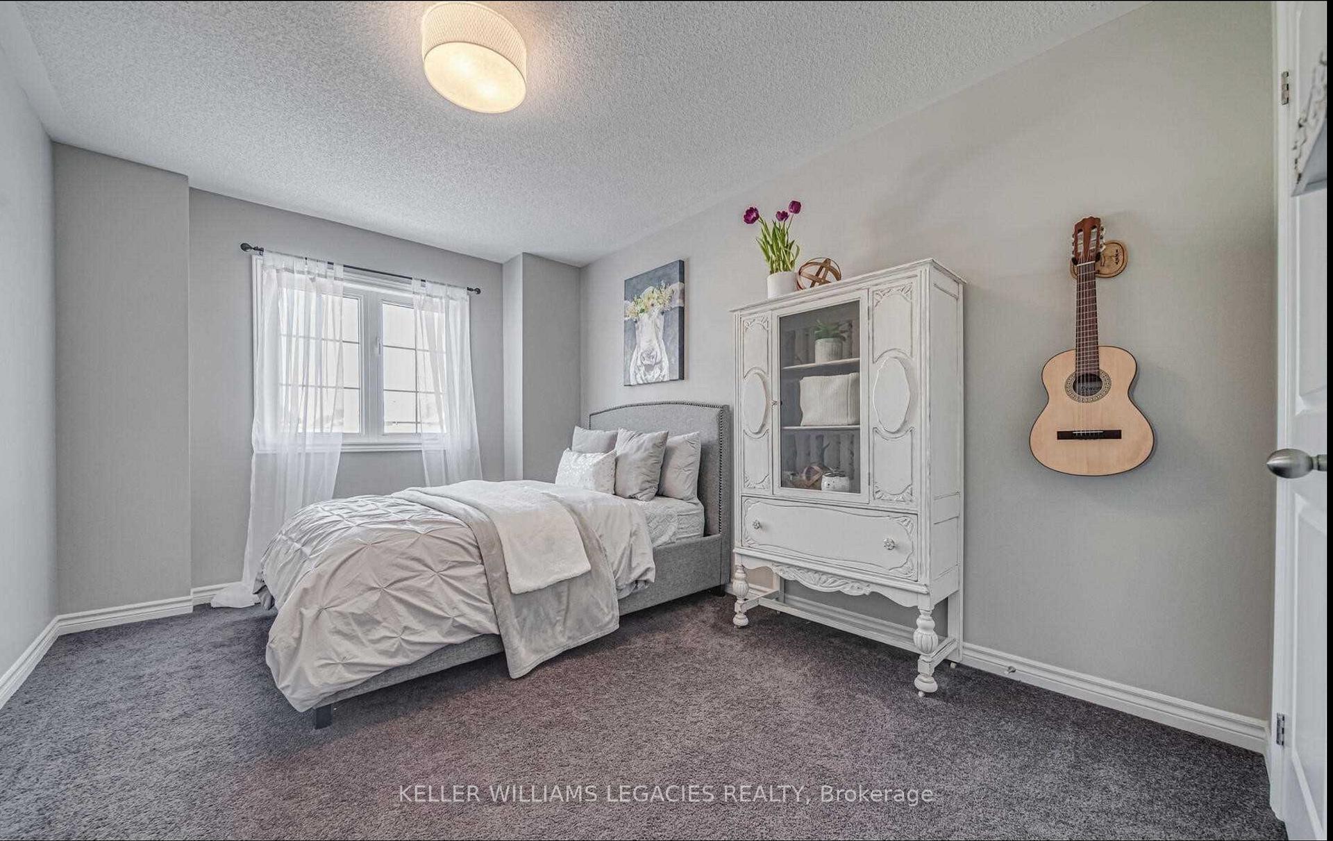 Photo 15 of 11 Carey Lane, Clarington, Bowmanville — HOMEH