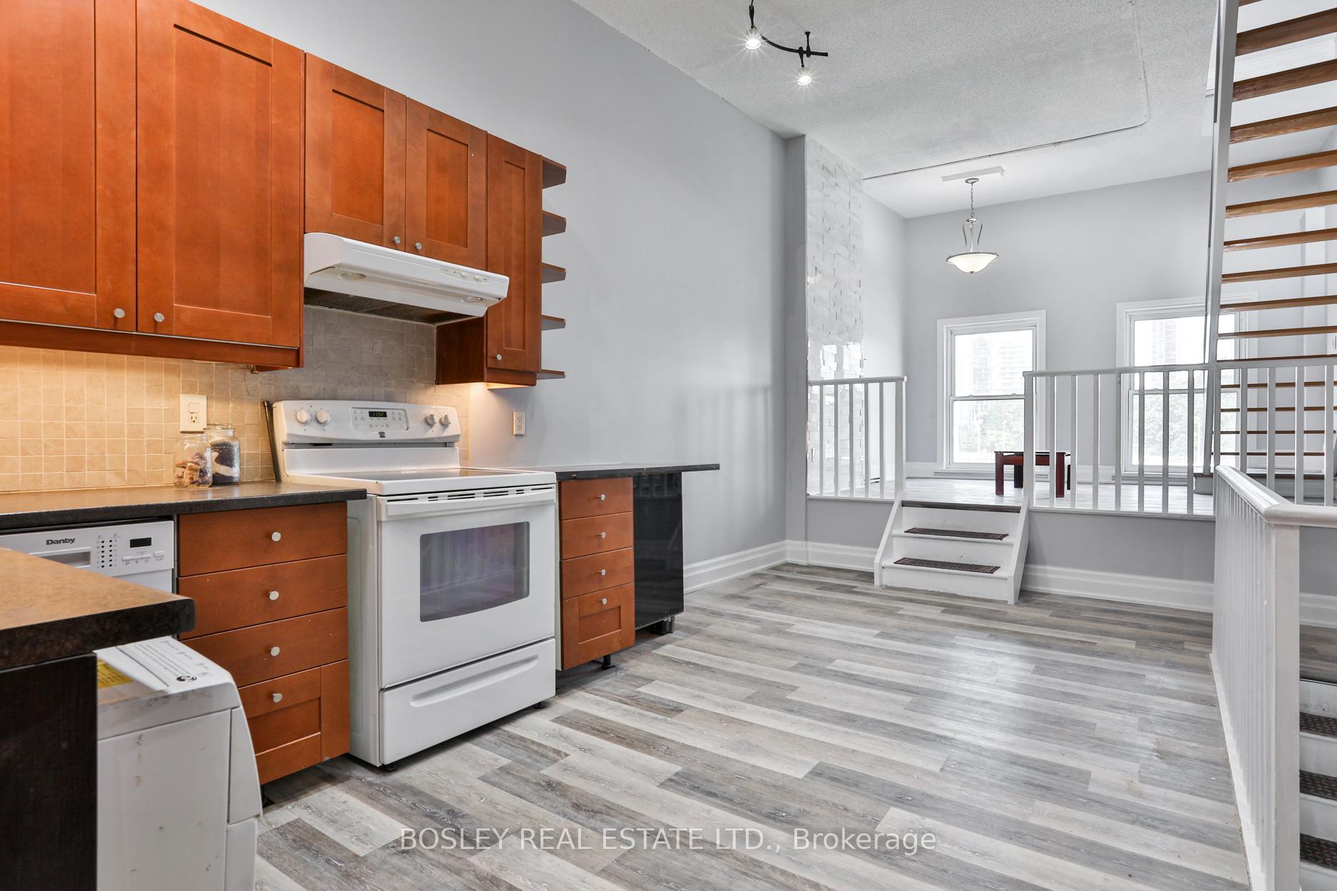 Photo 7 of Unit 3rd fl, 179 Queen Street E, Toronto, Moss Park — HOMEH