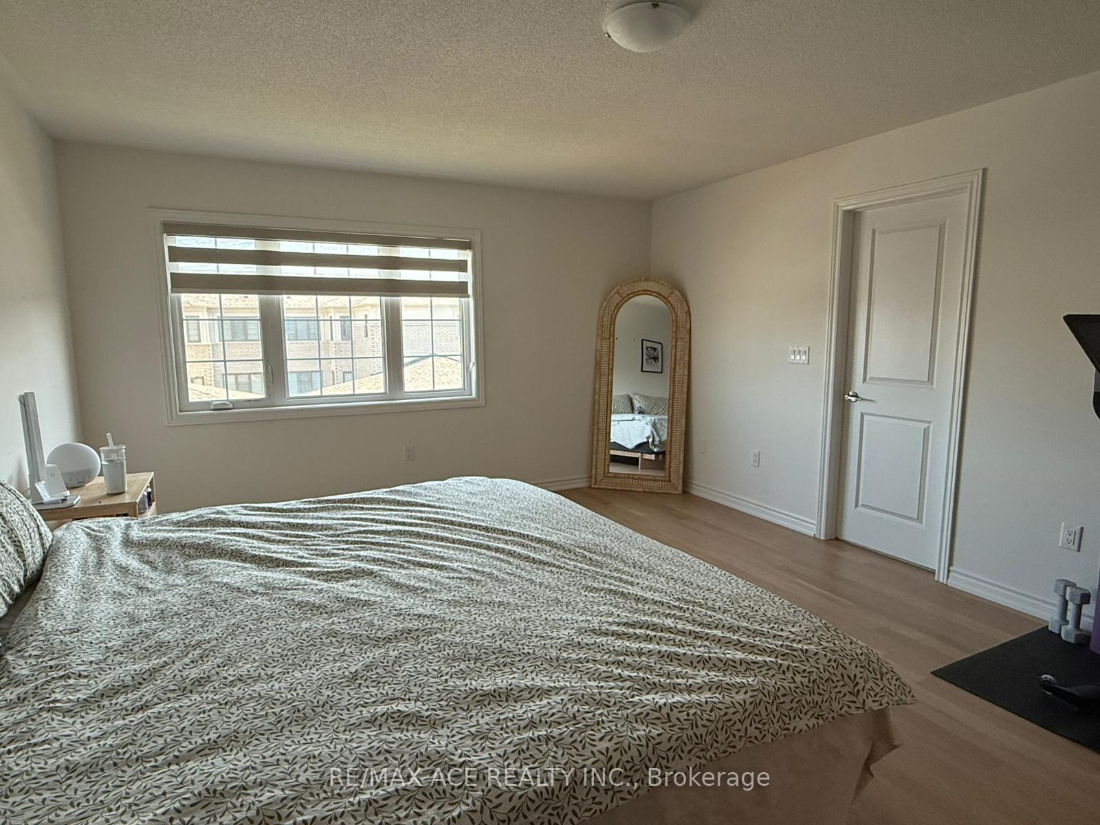Photo 8 of 31 Floodgate Road, Whitby, Rural Whitby — HOMEH