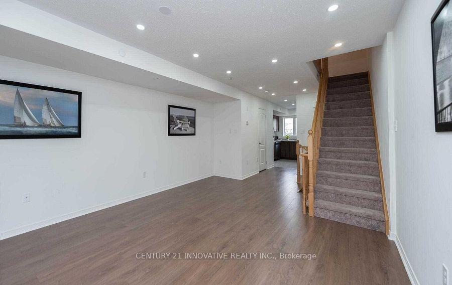 Photo 13 of 2300 Chevron Prince Path, Oshawa, Windfields — HOMEH