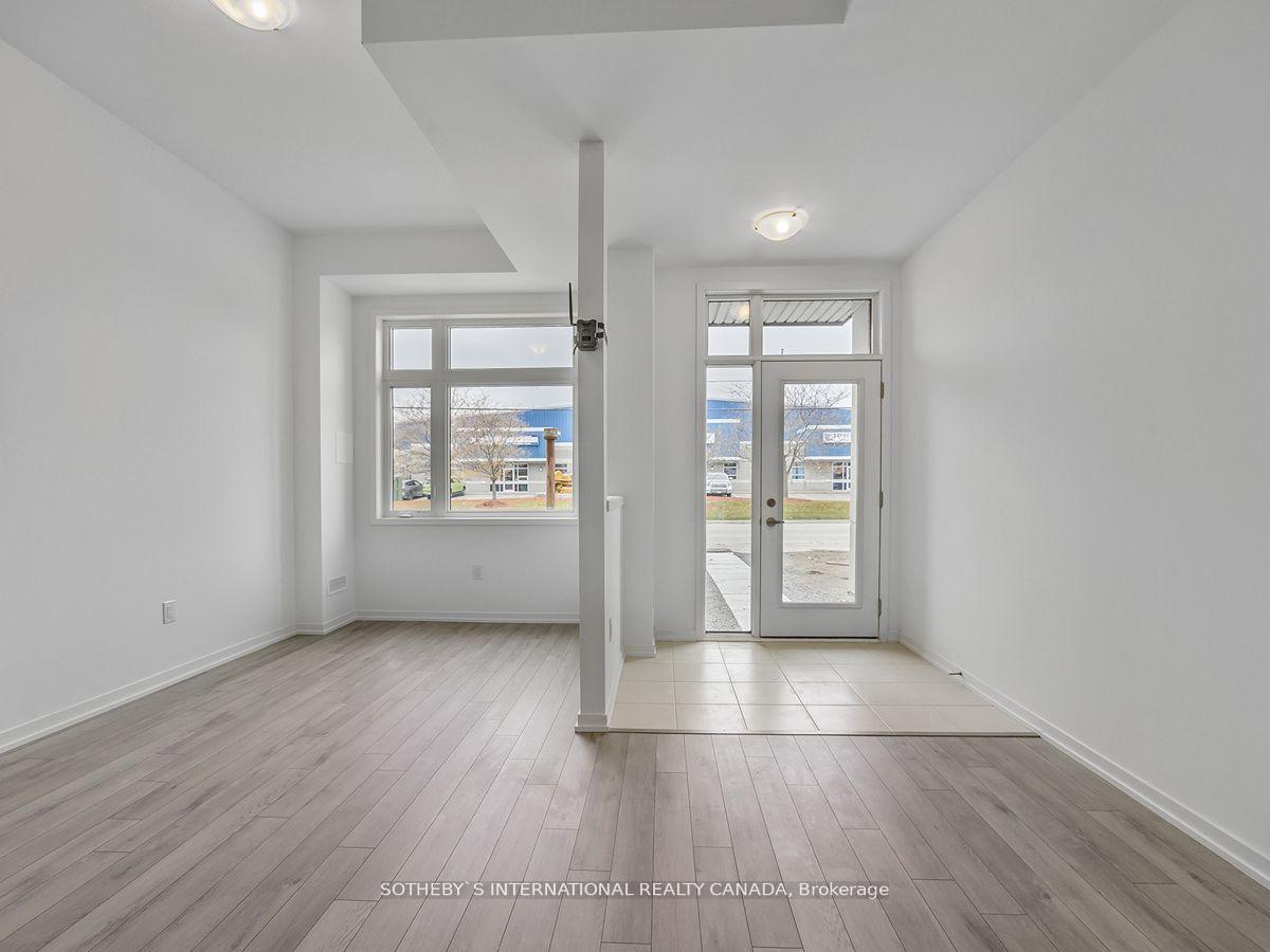 Photo 5 of 215 Monarch Avenue, Ajax, South West — HOMEH