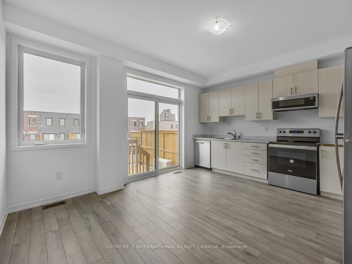 Photo 12 of 215 Monarch Avenue, Ajax, South West — HOMEH