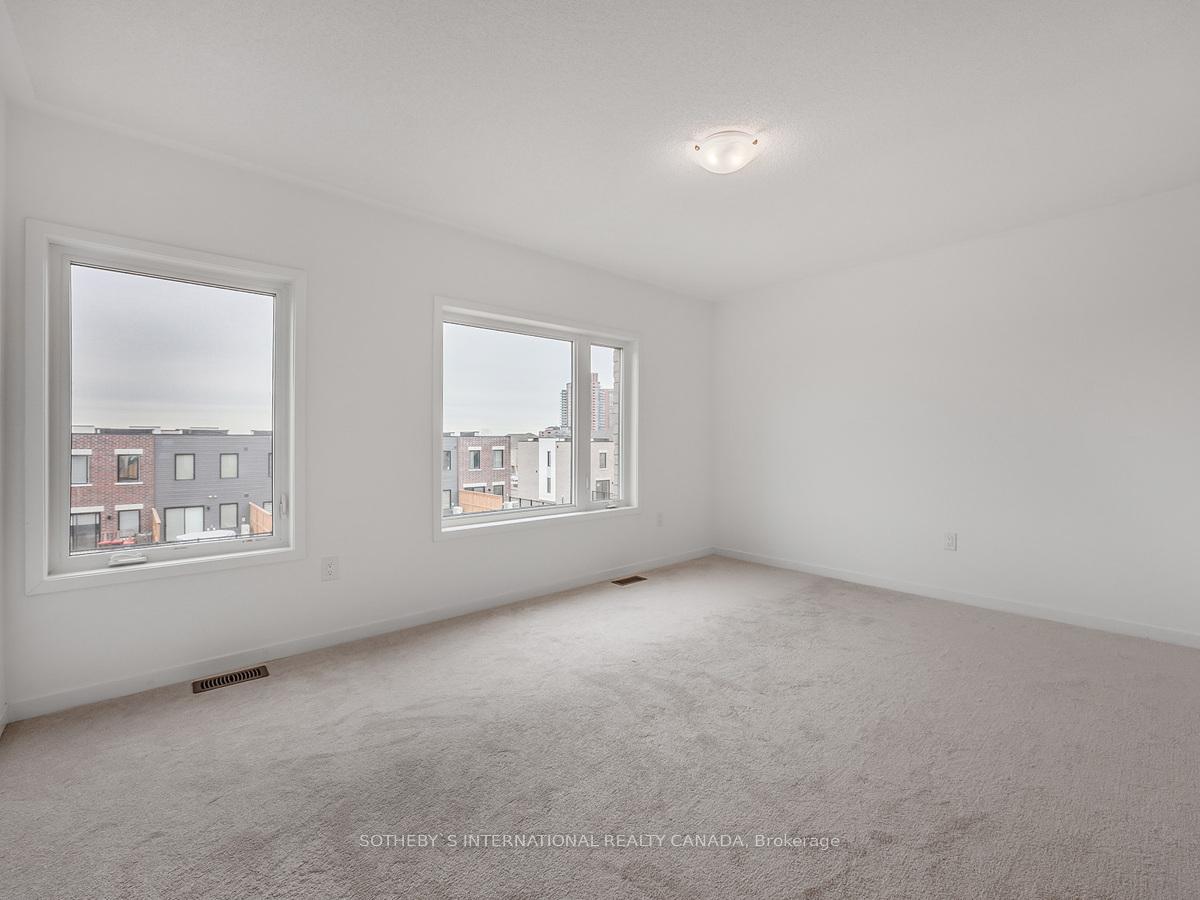 Photo 18 of 215 Monarch Avenue, Ajax, South West — HOMEH