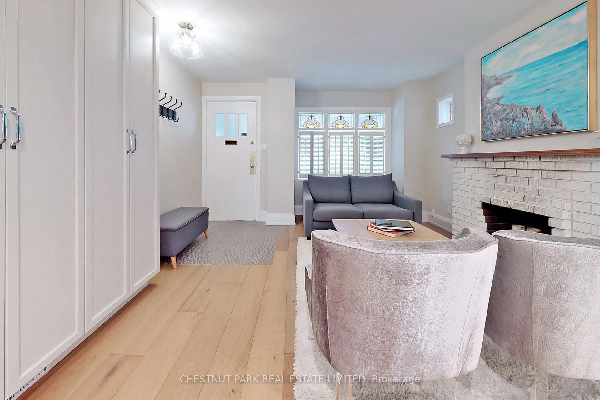 Photo 2 of 556 Balliol Street, Toronto, Mount Pleasant East — HOMEH