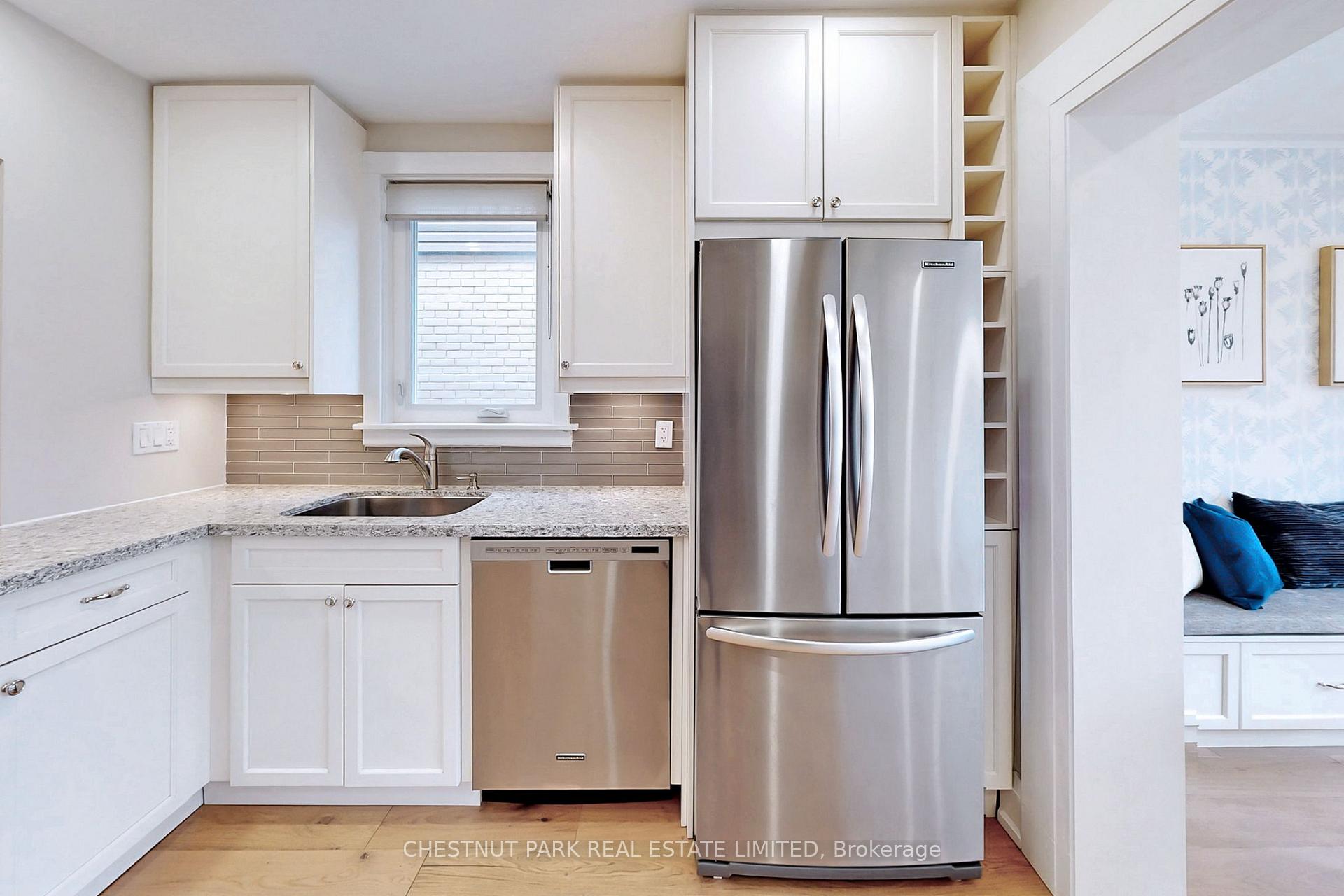 Photo 10 of 556 Balliol Street, Toronto, Mount Pleasant East — HOMEH