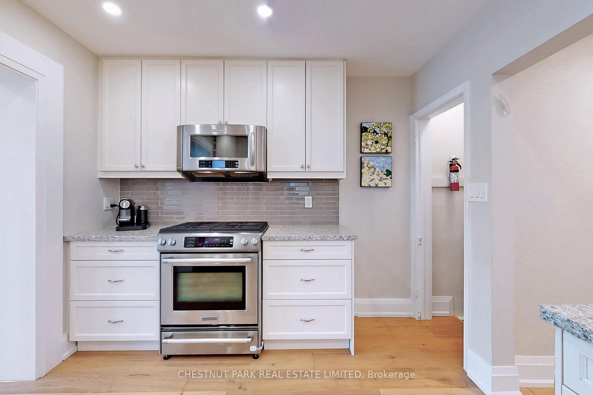 Photo 12 of 556 Balliol Street, Toronto, Mount Pleasant East — HOMEH