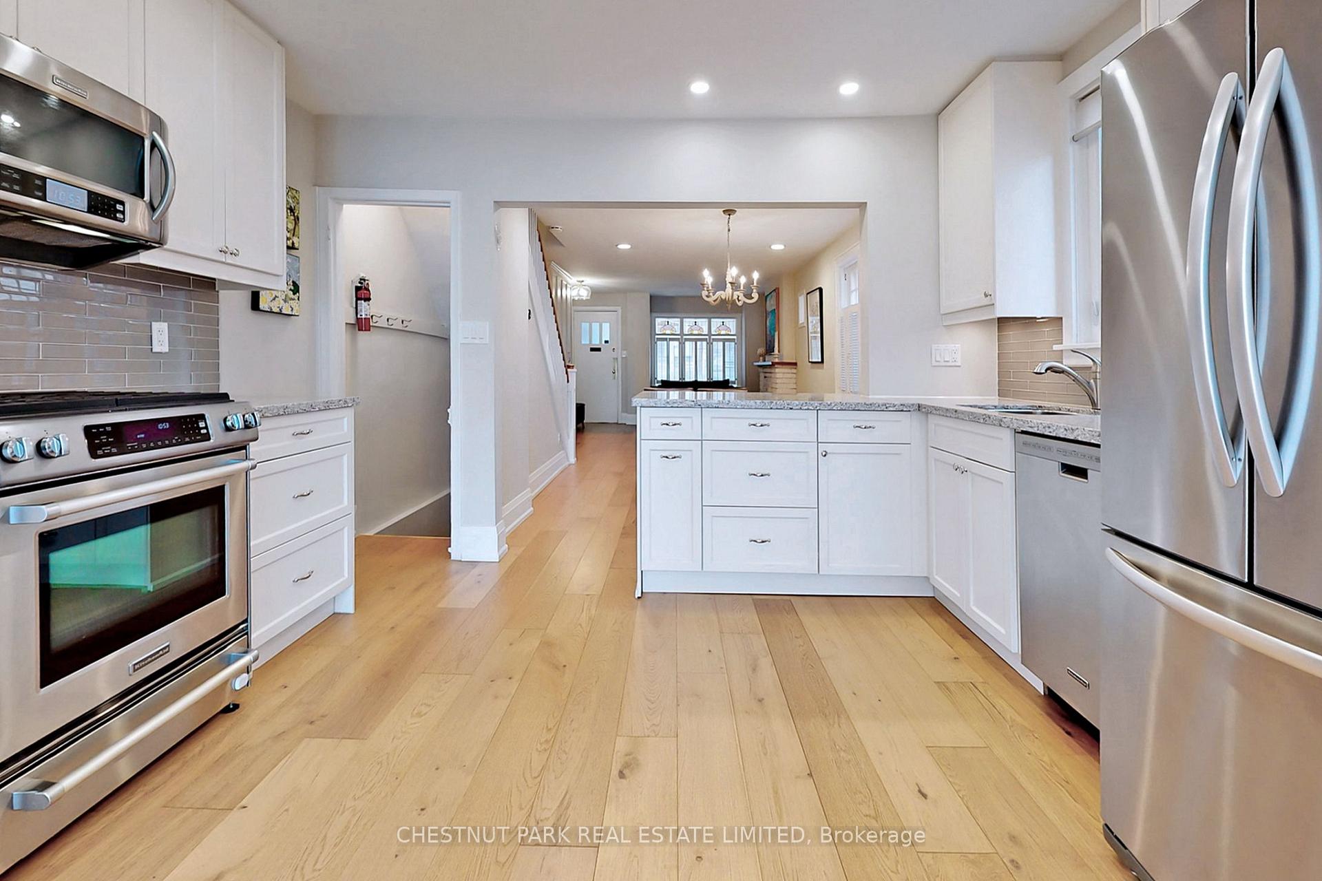 Photo 14 of 556 Balliol Street, Toronto, Mount Pleasant East — HOMEH