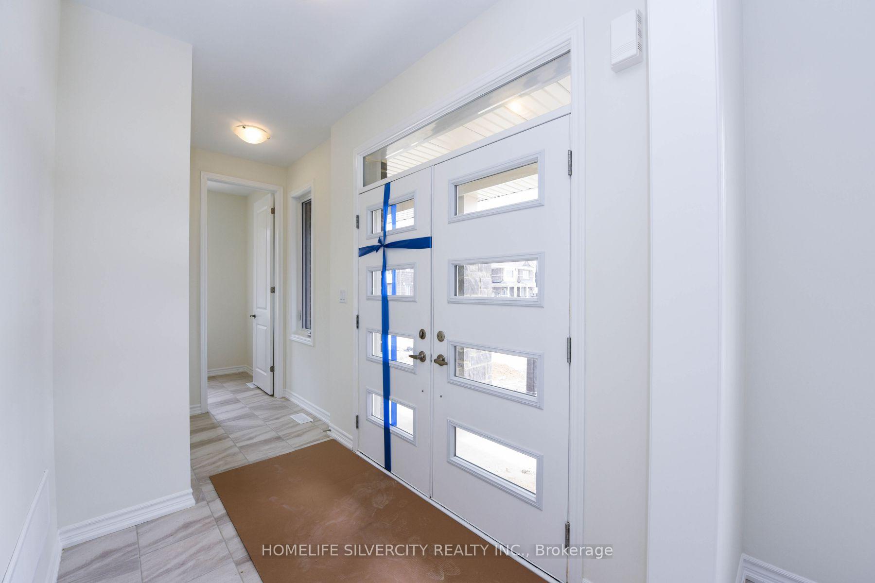 Photo 2 of 49 Callandar Road, Brampton, Northwest Brampton — HOMEH