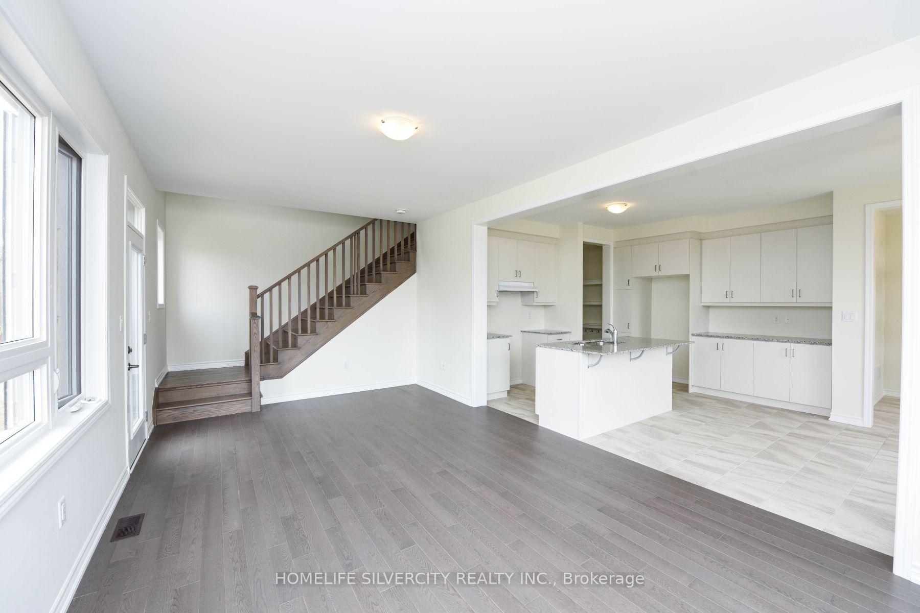 Photo 14 of 49 Callandar Road, Brampton, Northwest Brampton — HOMEH