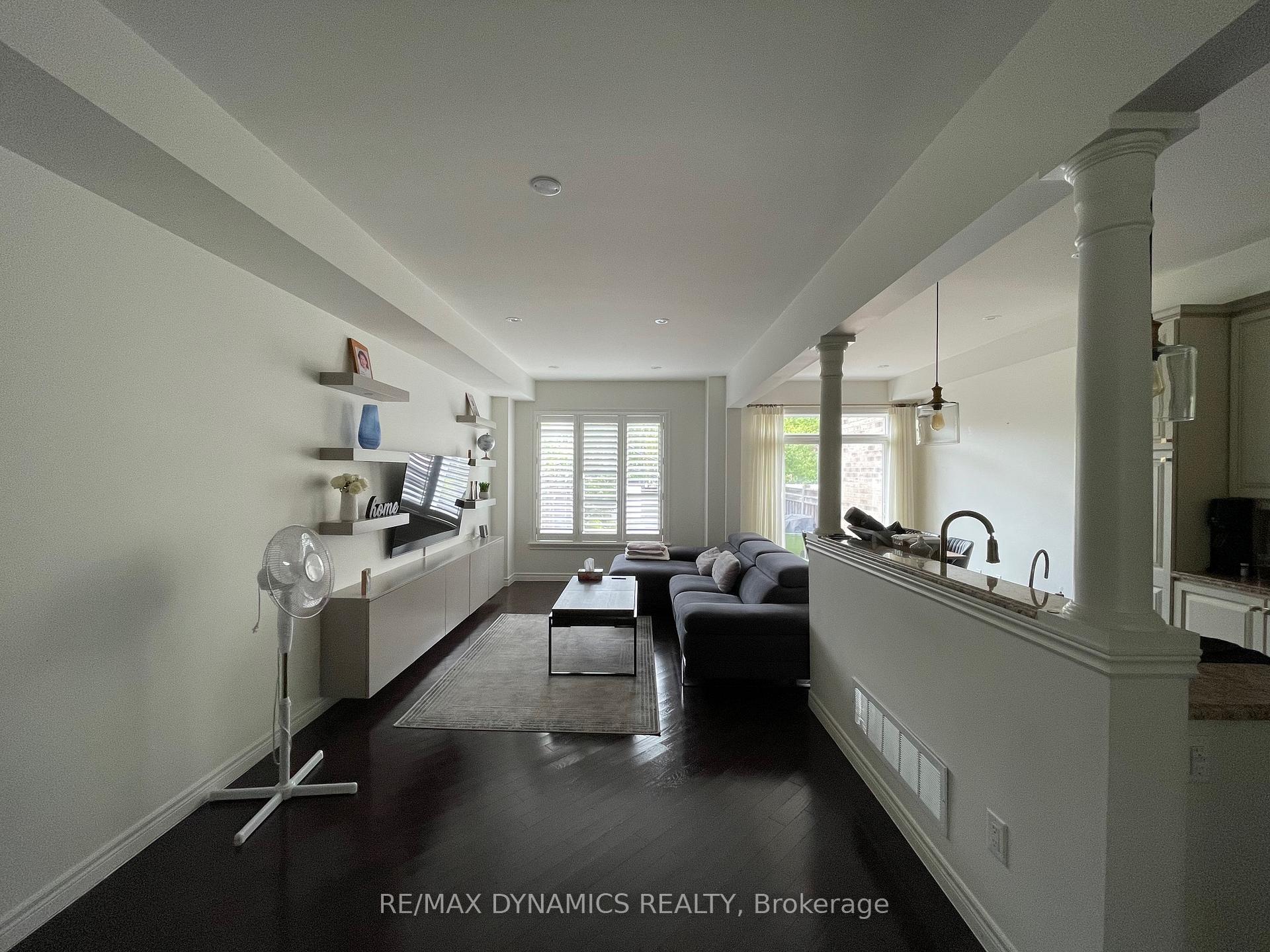 Photo 7 of 59 Millhouse Court, Vaughan, Patterson — HOMEH