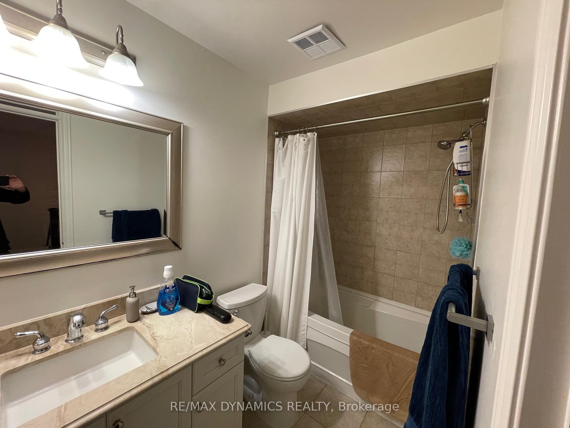 Photo 15 of 59 Millhouse Court, Vaughan, Patterson — HOMEH