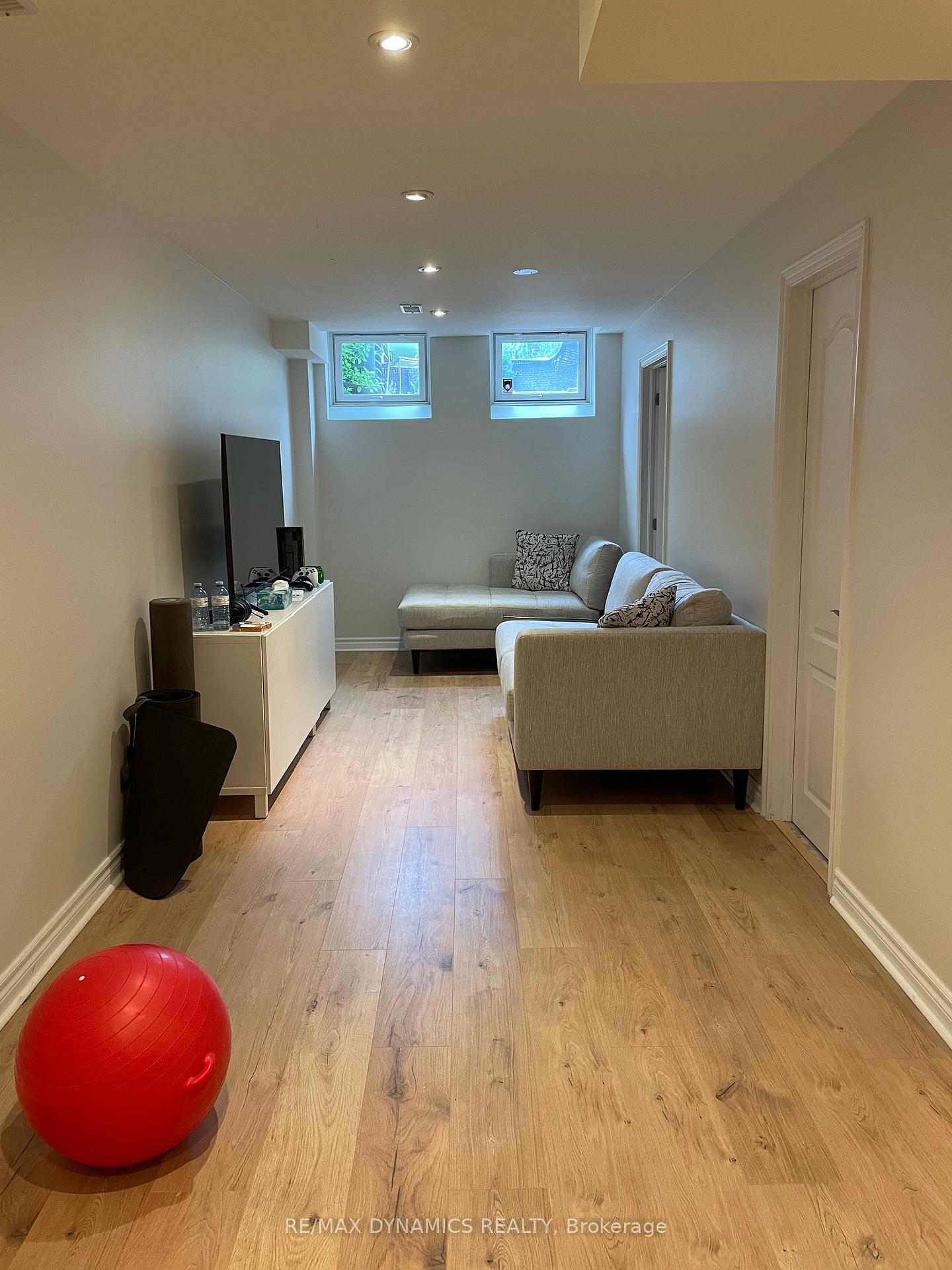 Photo 14 of 59 Millhouse Court, Vaughan, Patterson — HOMEH