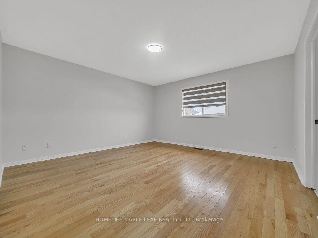 Photo 22 of 129 Cadillac Crescent, Brampton, Fletcher's Meadow — HOMEH