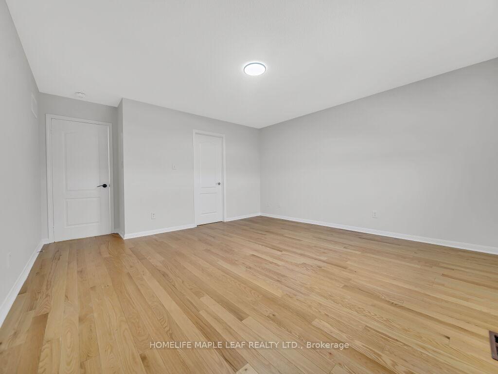 Photo 21 of 129 Cadillac Crescent, Brampton, Fletcher's Meadow — HOMEH