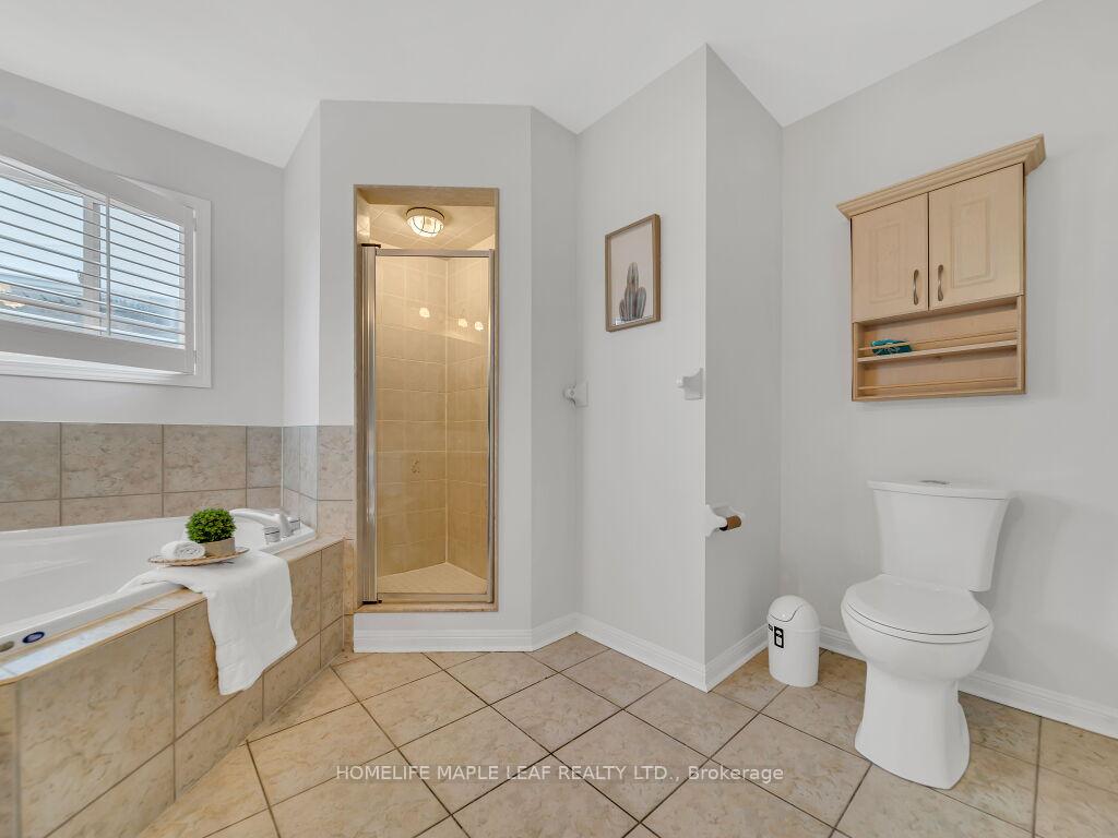 Photo 24 of 129 Cadillac Crescent, Brampton, Fletcher's Meadow — HOMEH