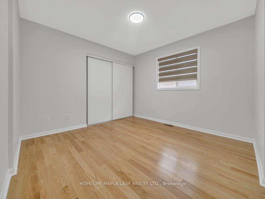 Photo 28 of 129 Cadillac Crescent, Brampton, Fletcher's Meadow — HOMEH