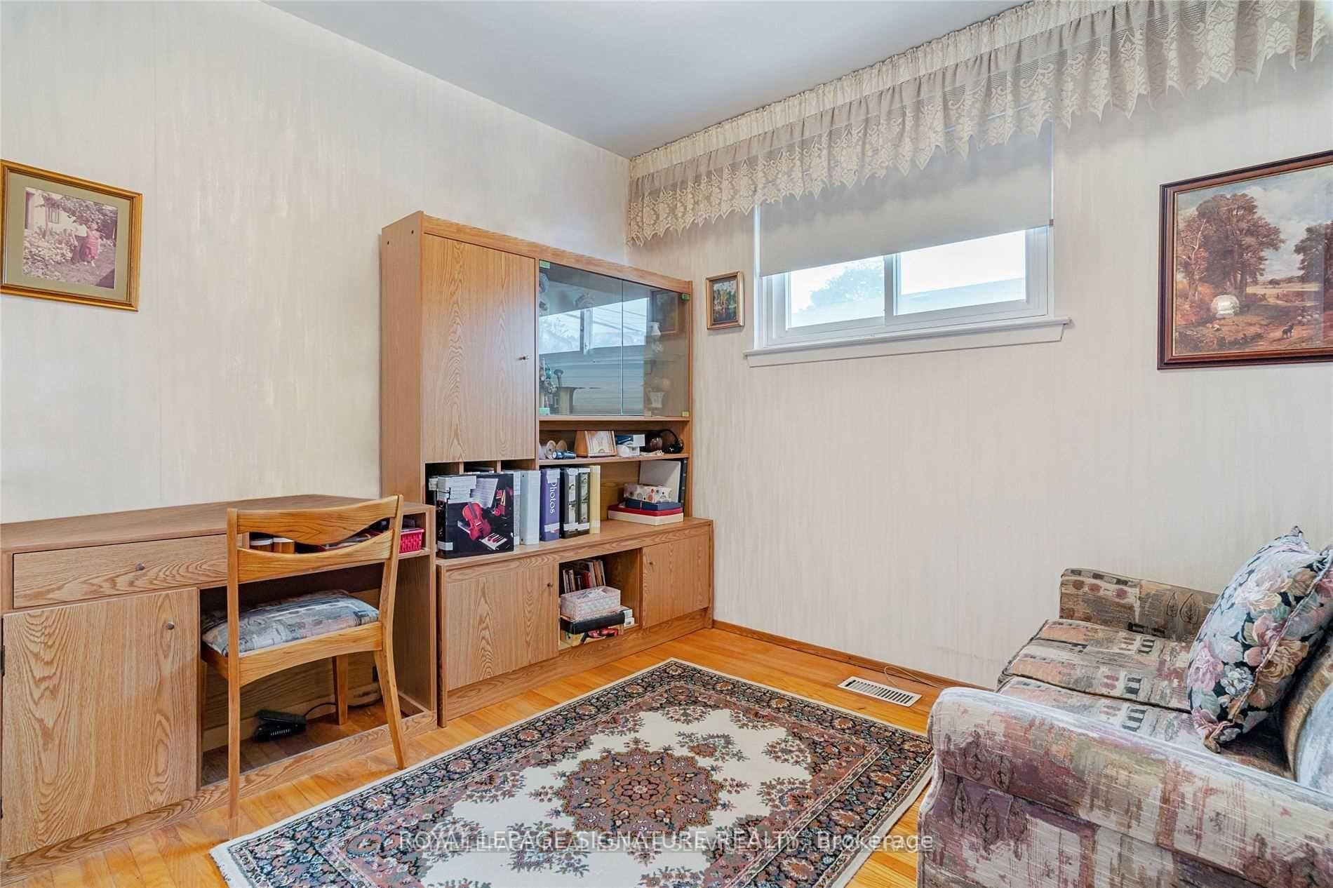 Photo 4 of 887 Liverpool Road, Pickering, Bay Ridges — HOMEH