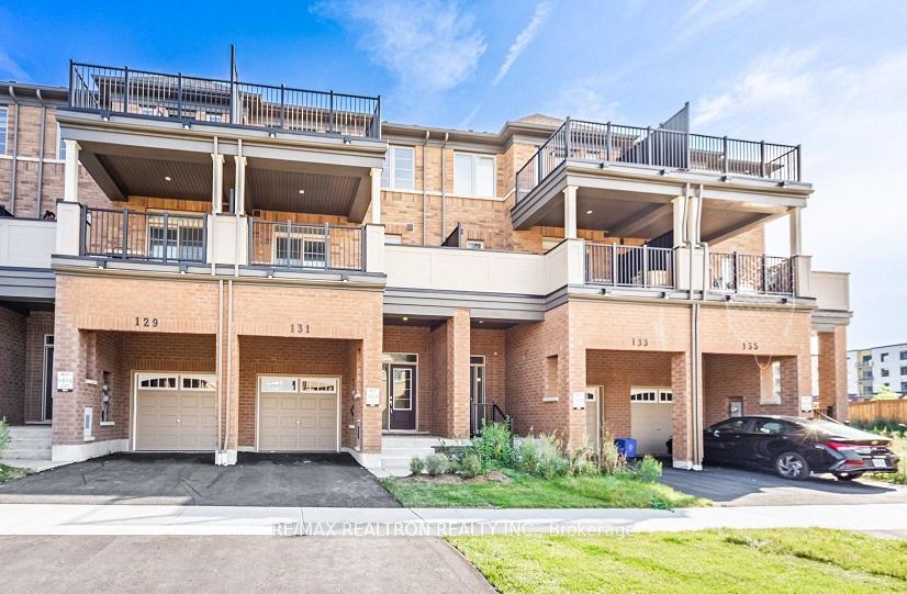 Photo 1 of 131 Air Dancer Crescent, Oshawa, Windfields — HOMEH