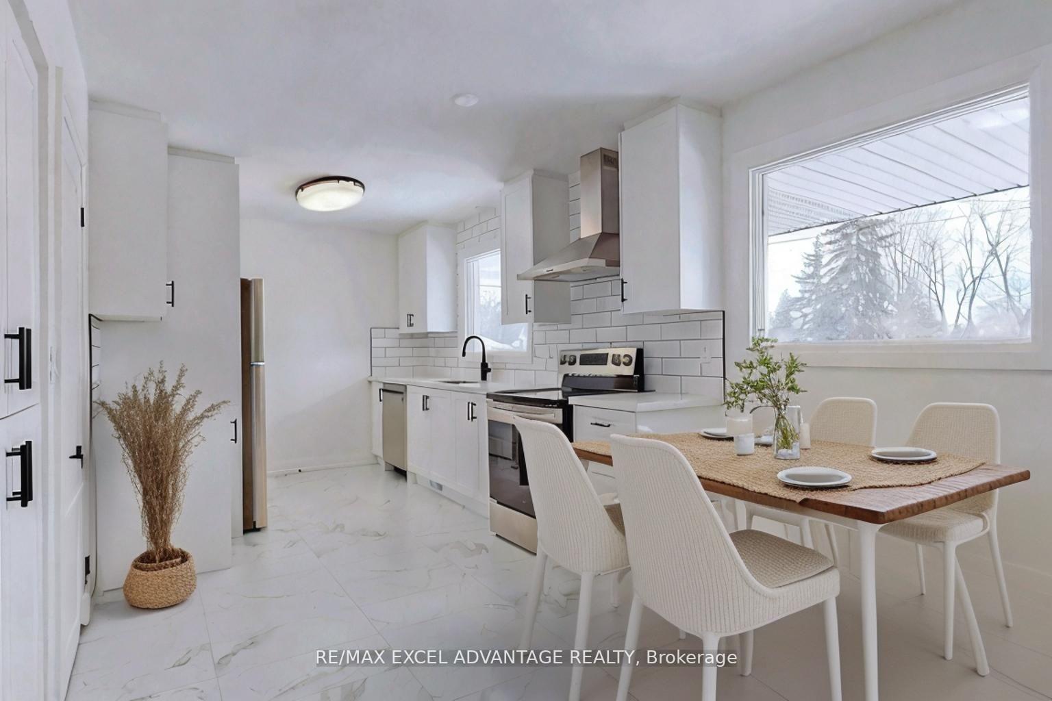Photo 2 of Unit #Main, 650 Park Road, Oshawa, McLaughlin — HOMEH