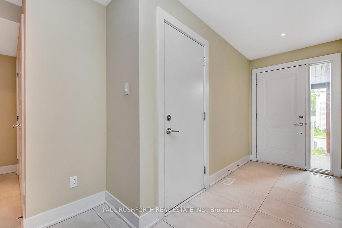 Photo 3 of 41 Commanda Way, Ottawa, Lindenlea — HOMEH