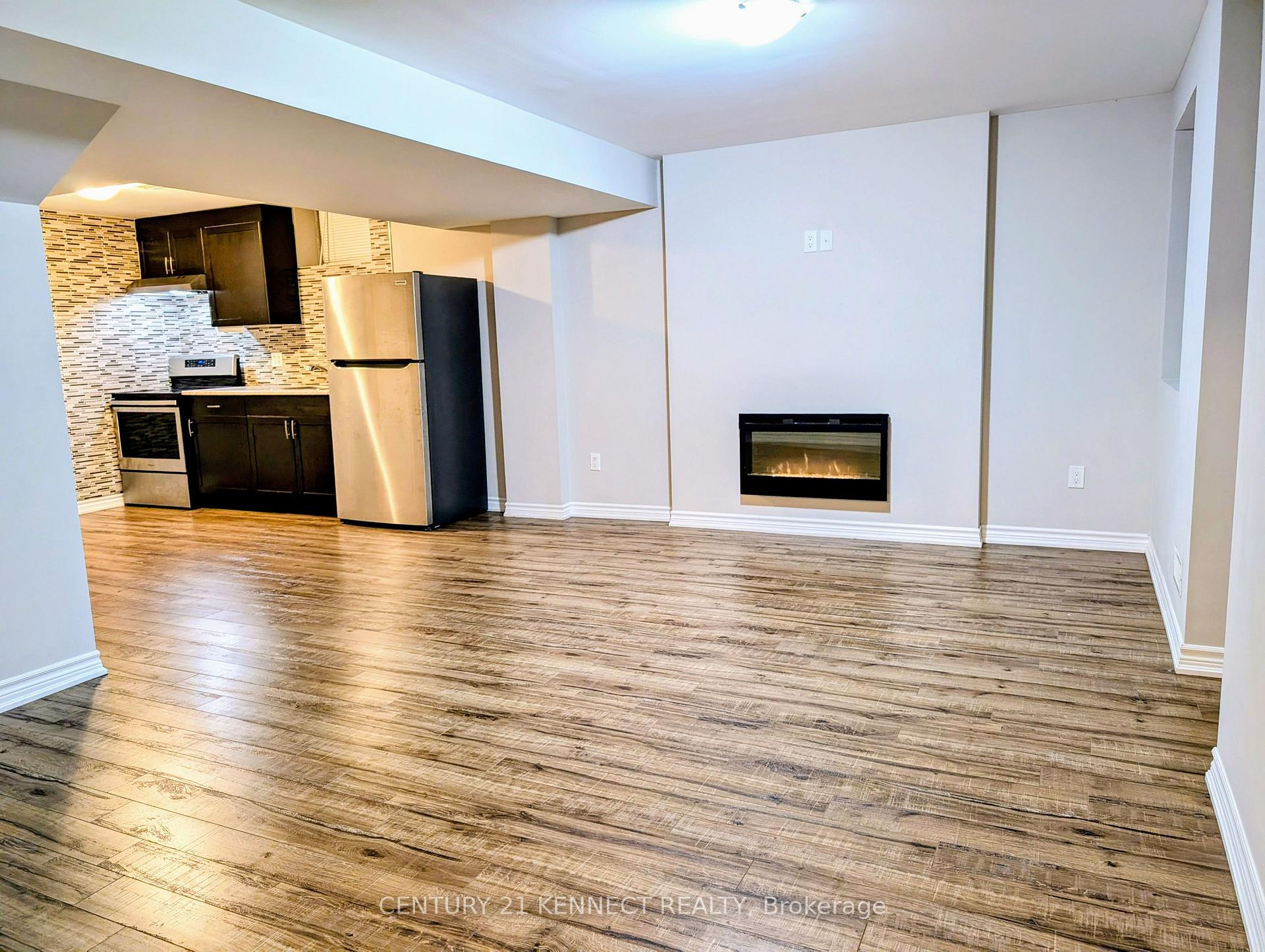 Photo 6 of Unit Bsmt, 37 Apple Valley Way, Brampton, Brampton East — HOMEH