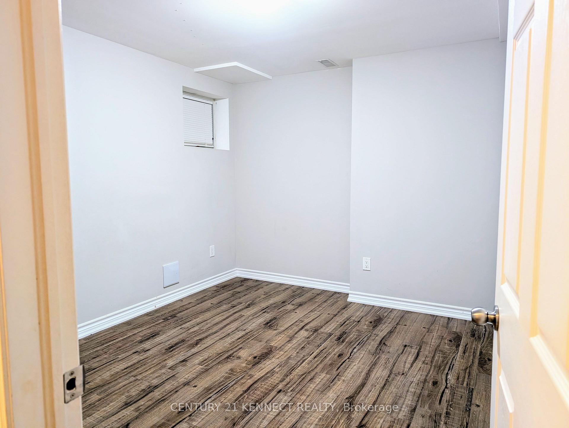 Photo 11 of Unit Bsmt, 37 Apple Valley Way, Brampton, Brampton East — HOMEH