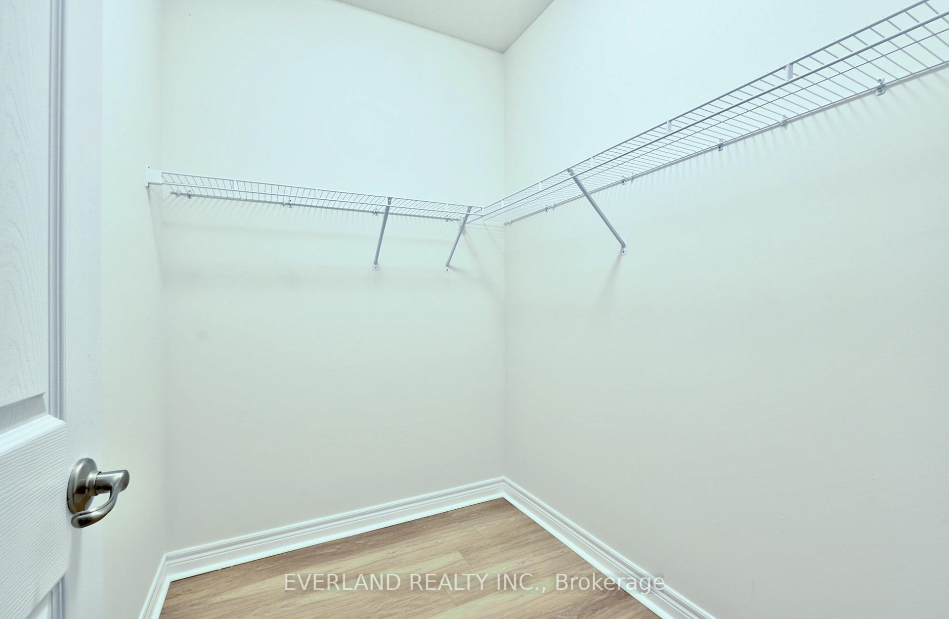 Photo 21 of 128 Mumbai Drive, Markham, Middlefield — HOMEH