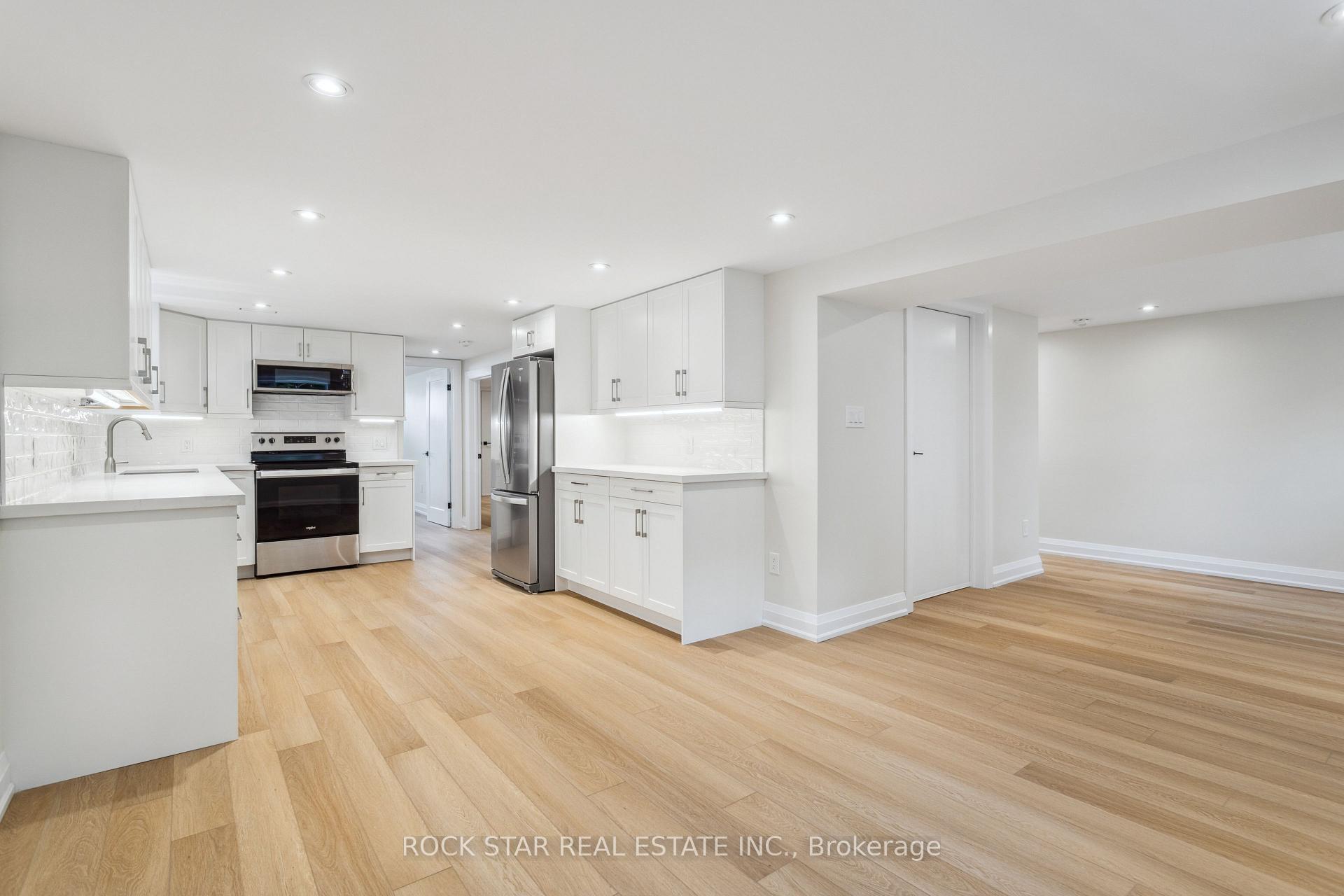 Photo 3 of Unit Lower, 121 Toby Crescent, Hamilton, Huntington — HOMEH