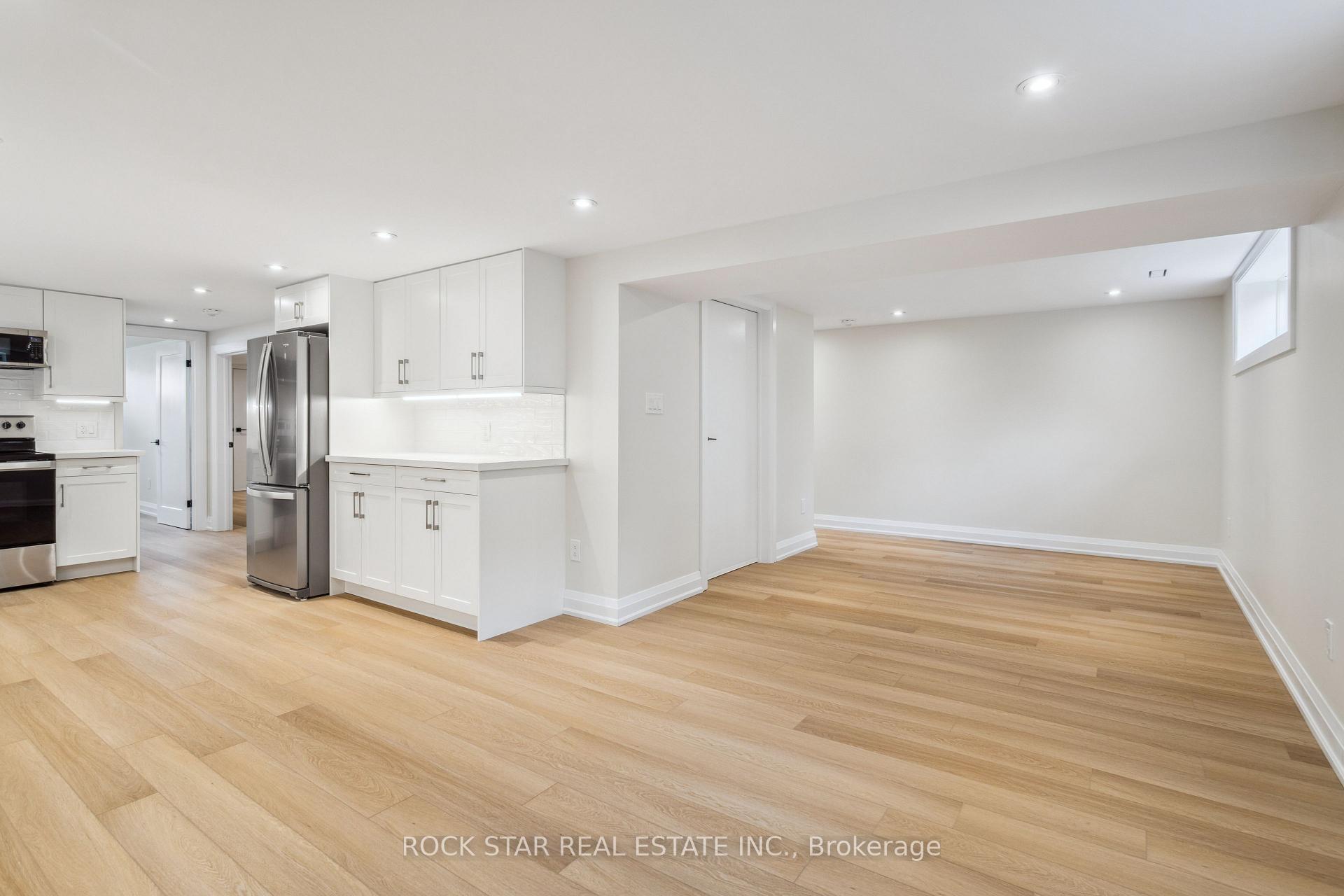 Photo 4 of Unit Lower, 121 Toby Crescent, Hamilton, Huntington — HOMEH