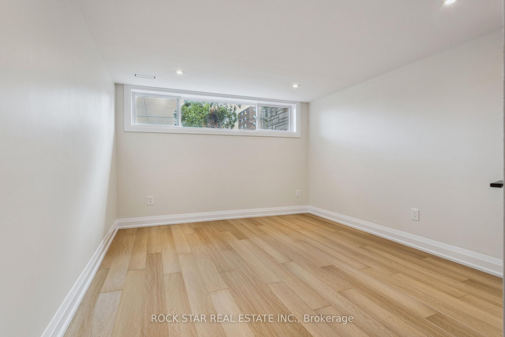 Photo 10 of Unit Lower, 121 Toby Crescent, Hamilton, Huntington — HOMEH