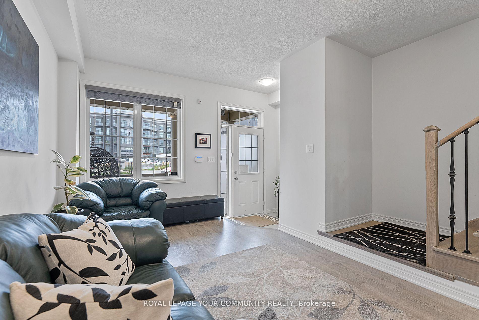 Photo 6 of 63 Riverwalk Drive, Hamilton, Waterdown — HOMEH