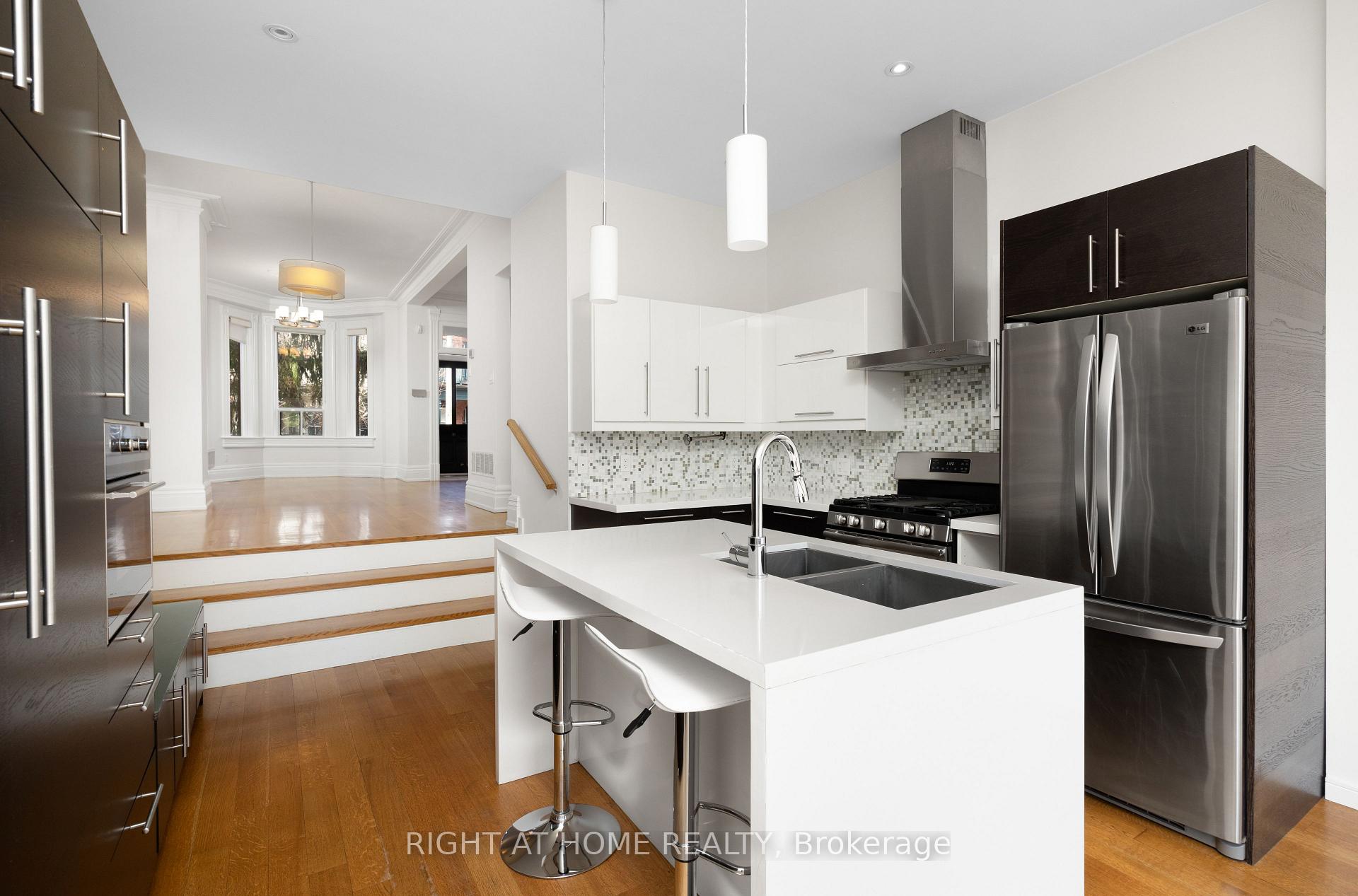 Photo 3 of 83 Major Street, Toronto, University — HOMEH